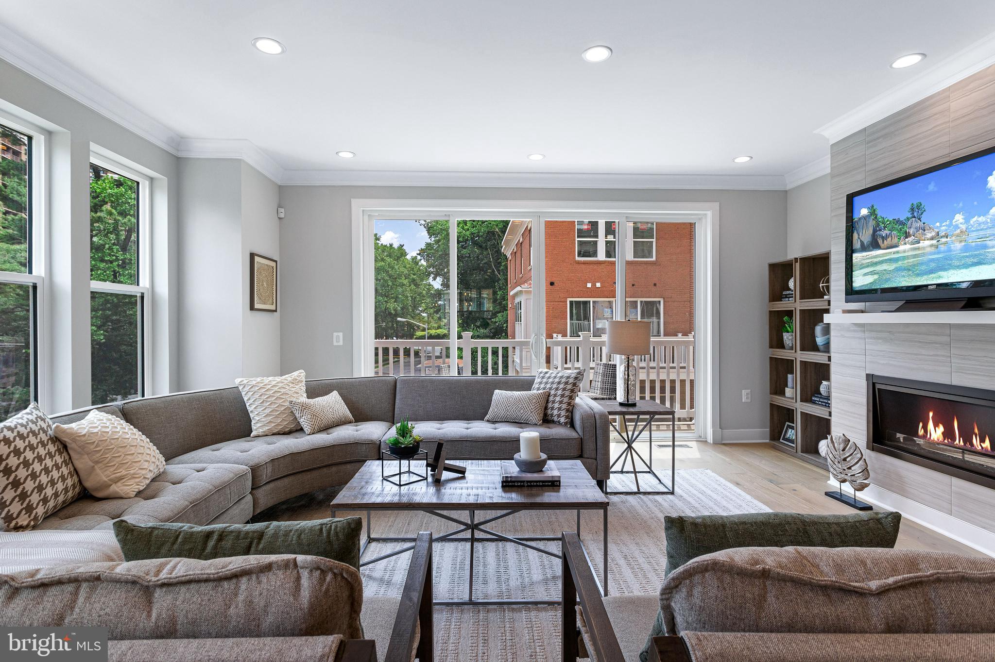 GROSVENOR PARK - Residential