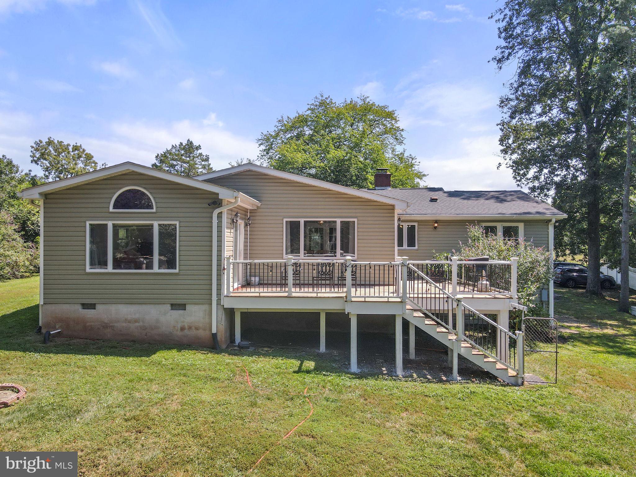 FOX TRAIL - Residential