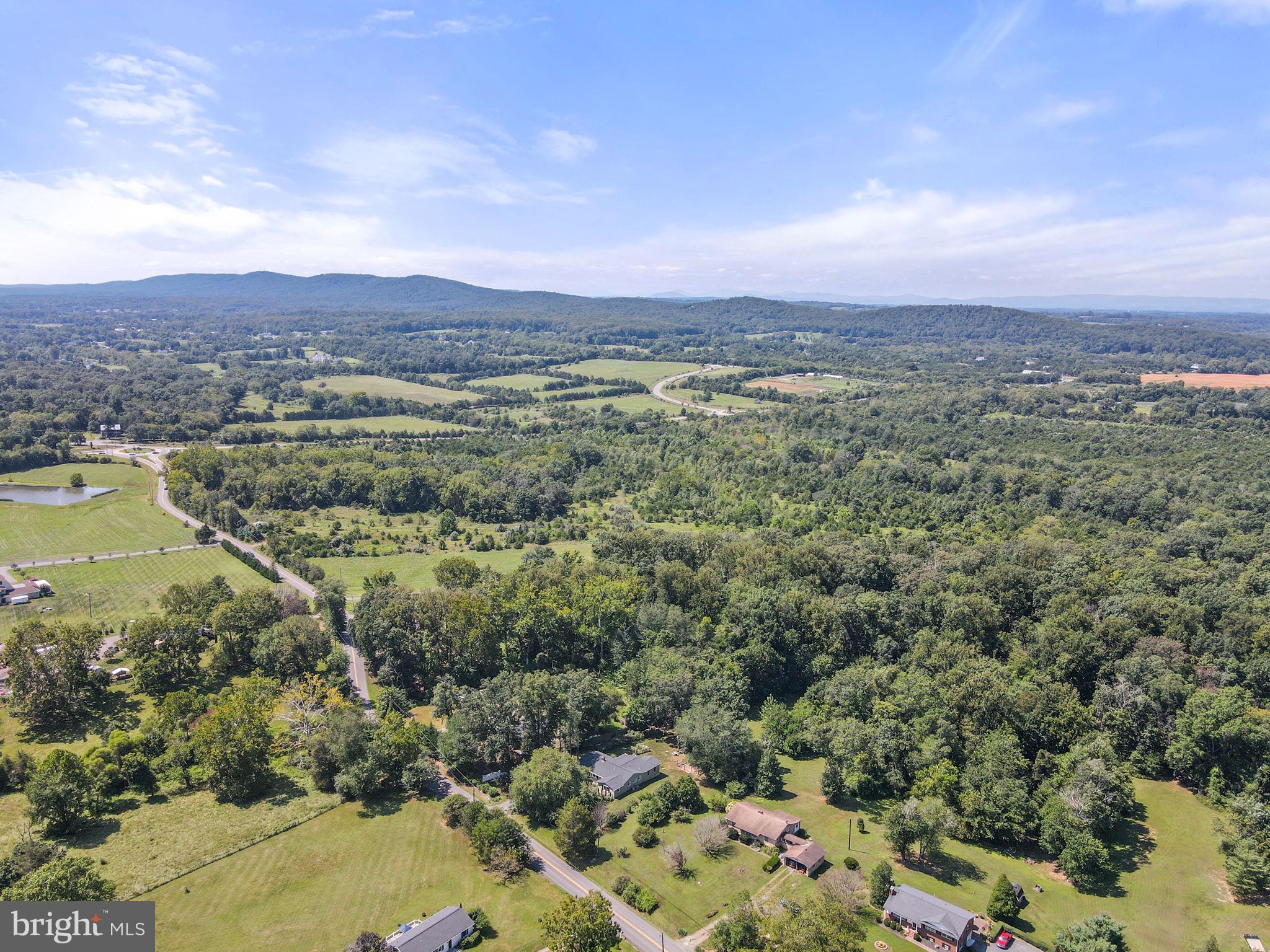 FOX TRAIL - Residential