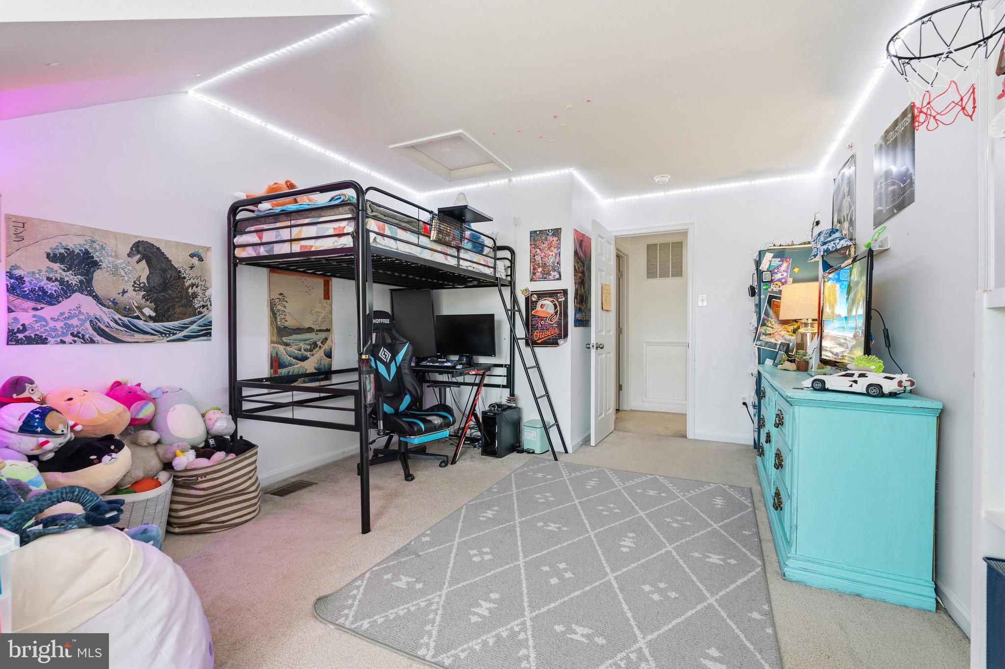 BRICK YARD STATION - Residential