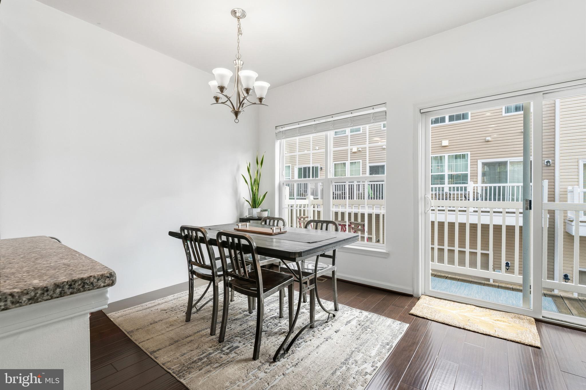 BRICK YARD STATION - Residential