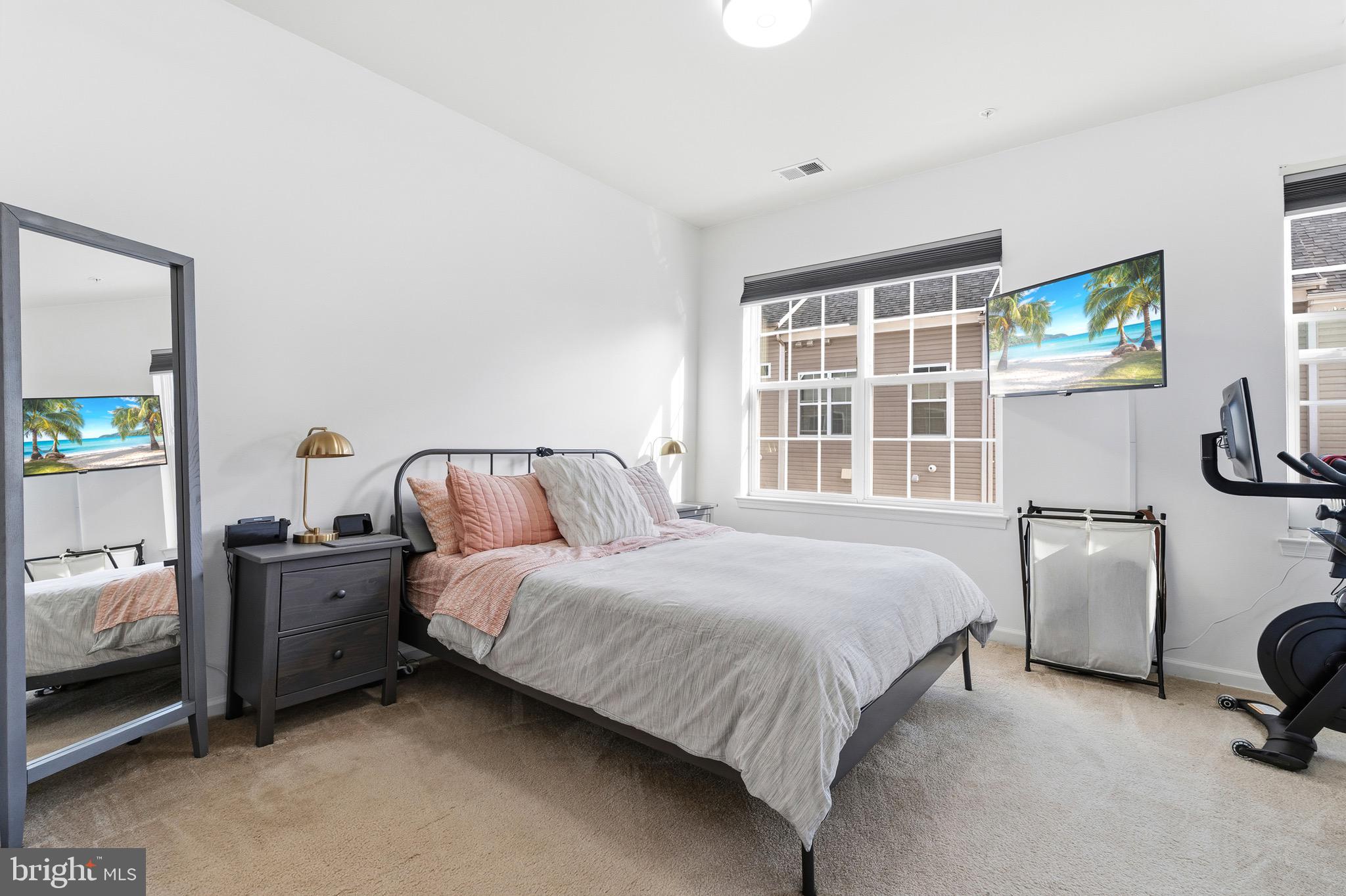 BRICK YARD STATION - Residential