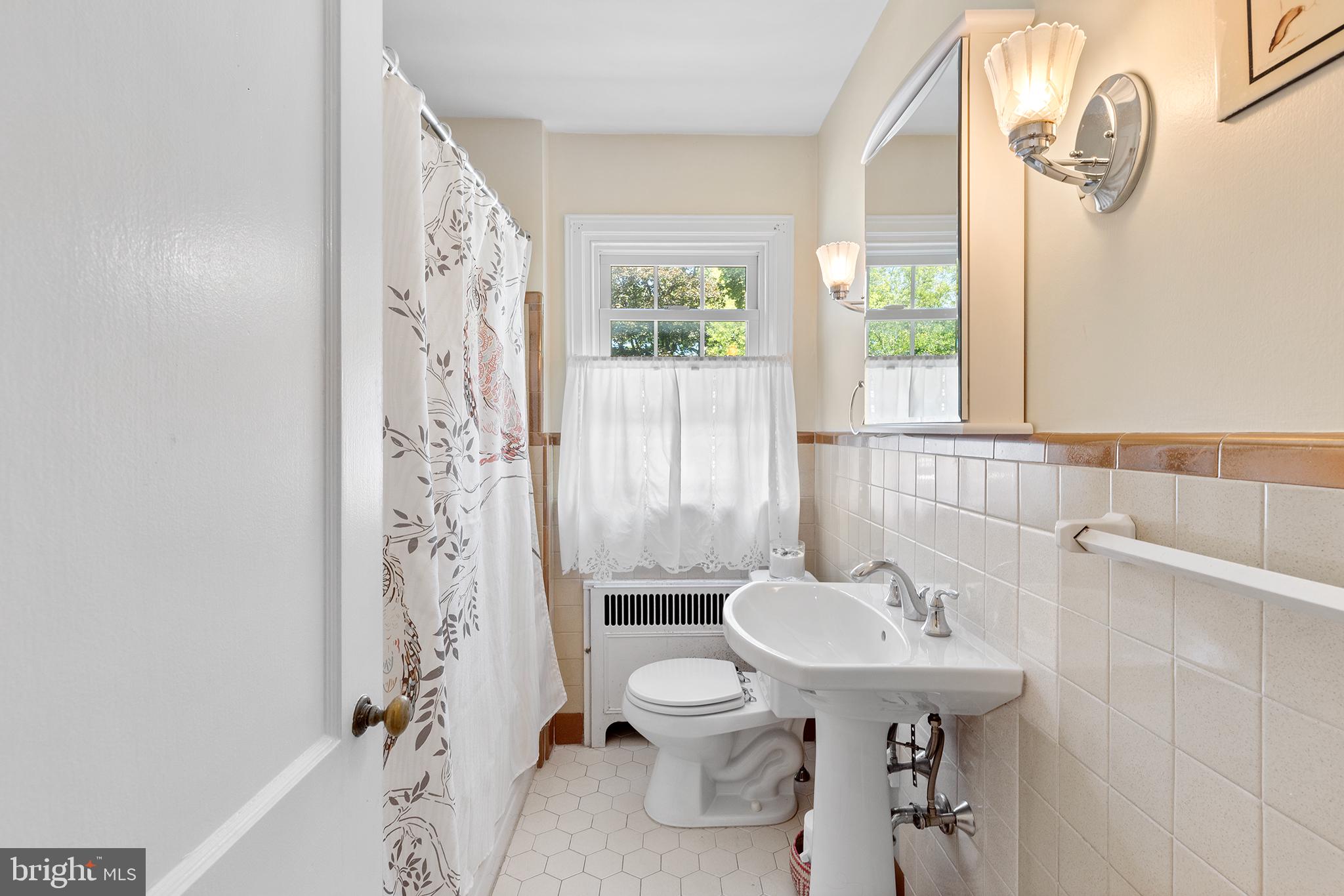 EAST MT AIRY - Residential