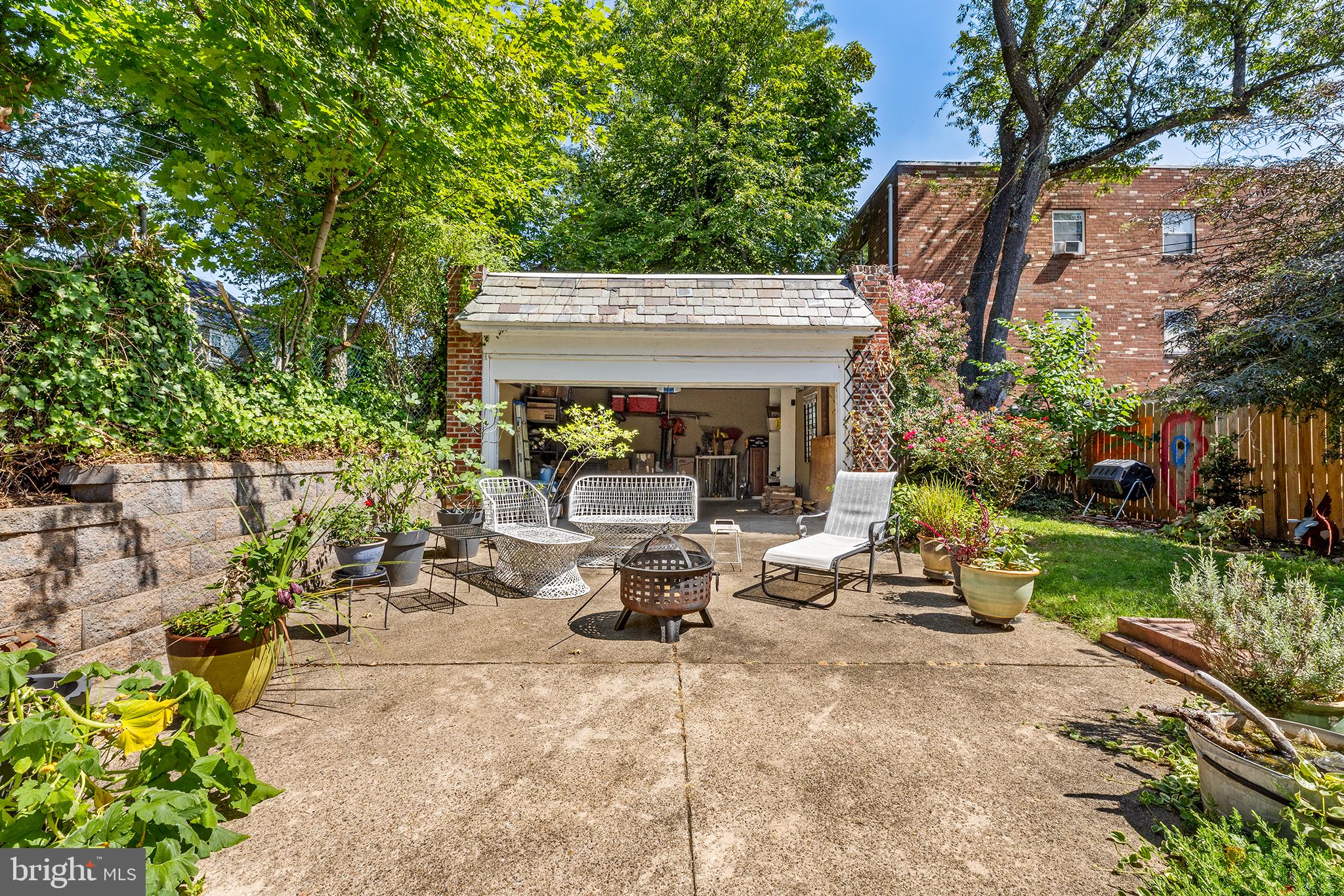 EAST MT AIRY - Residential