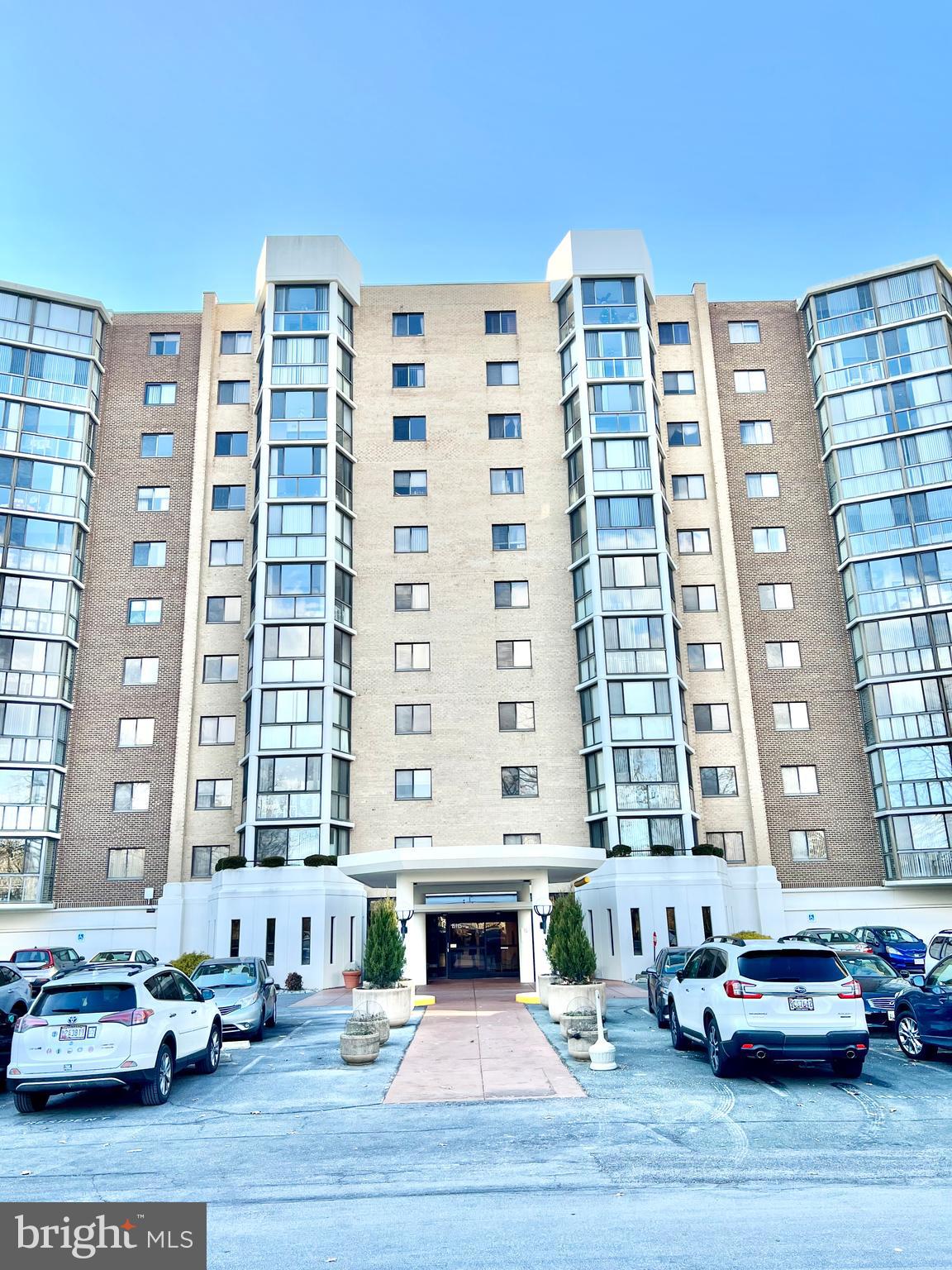 GREENS AT LEISURE WORLD - Residential