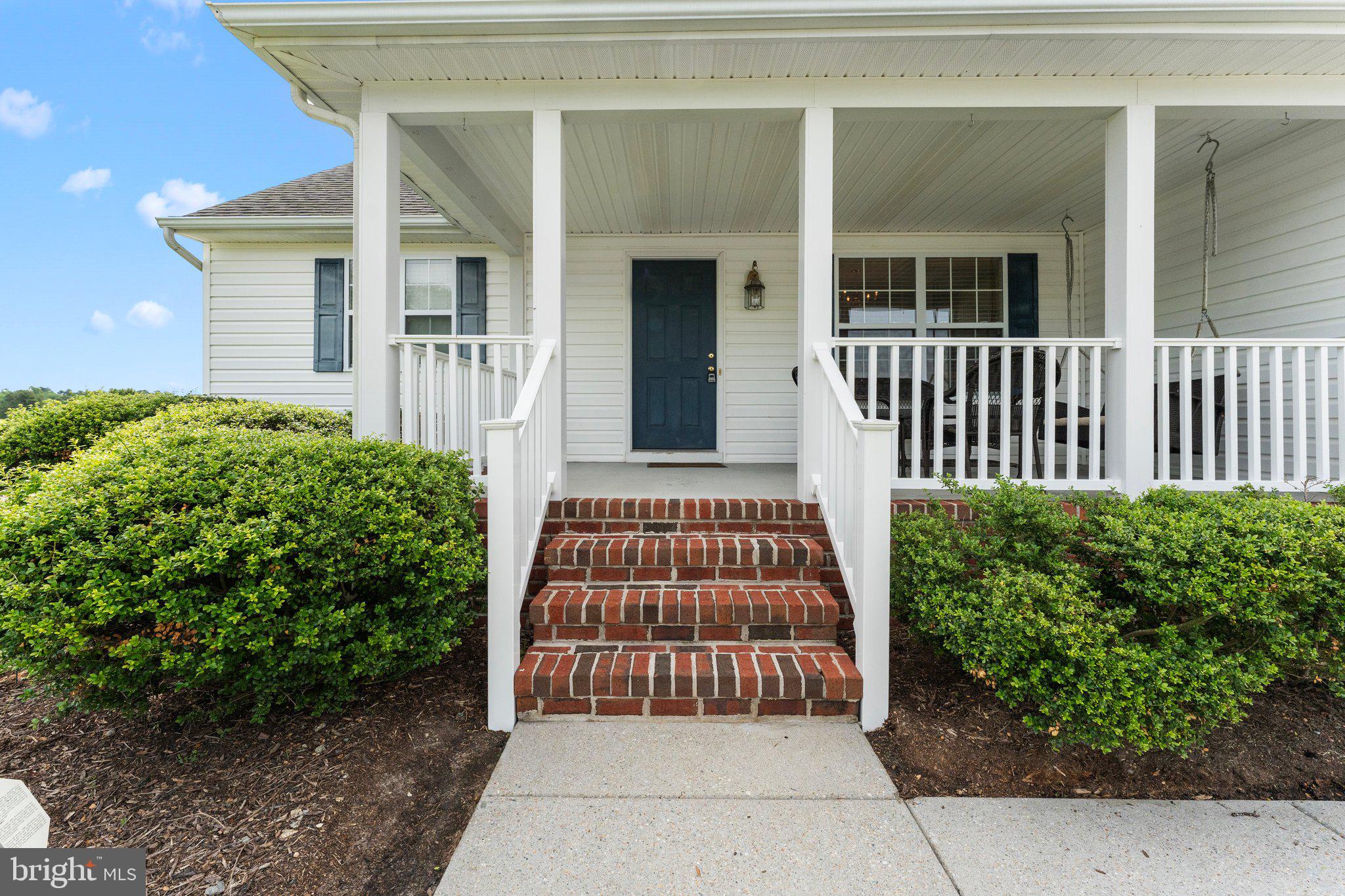 111 HOBBS HOLE LANE