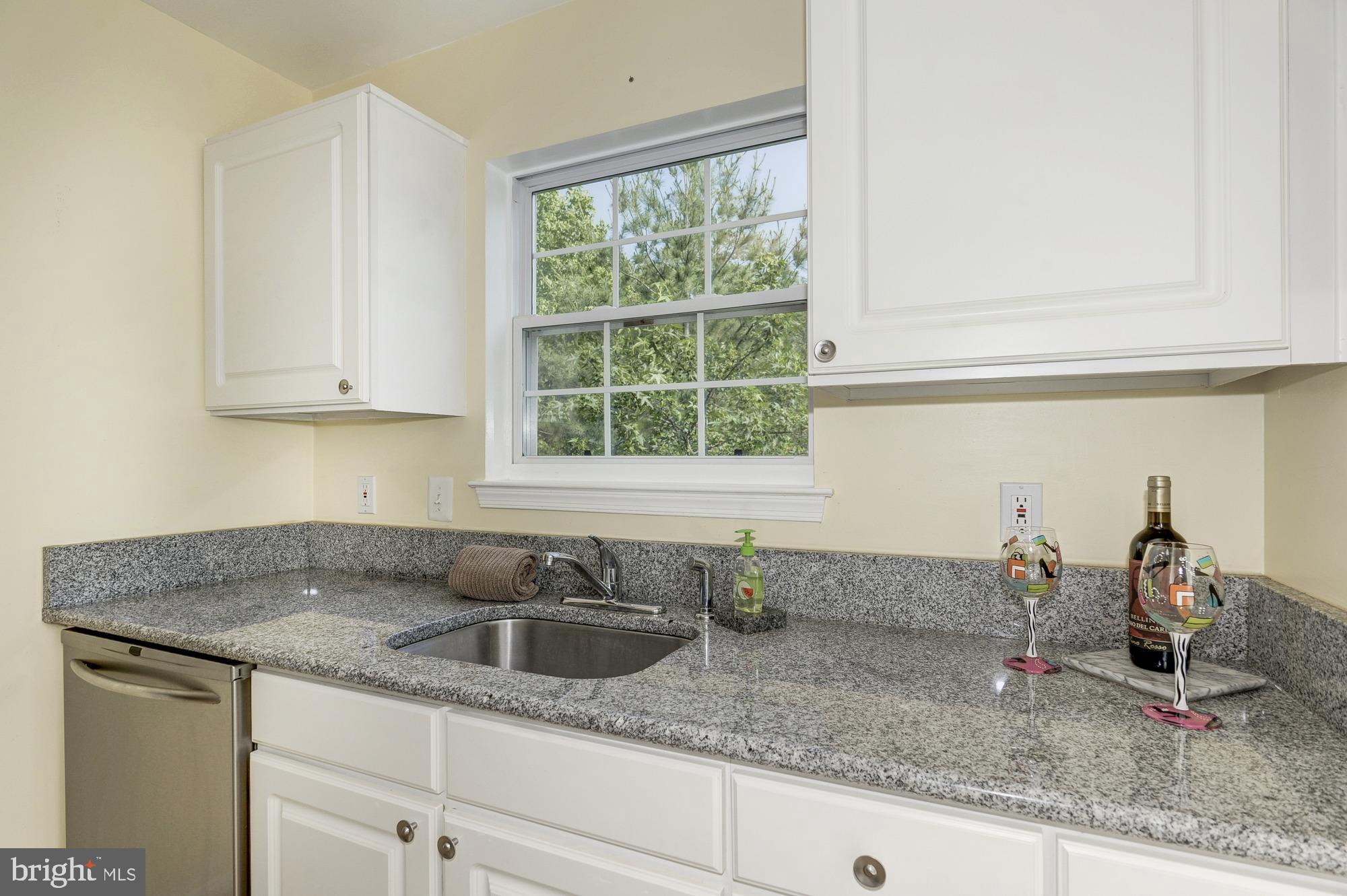 BROOKSTONE - Residential Lease