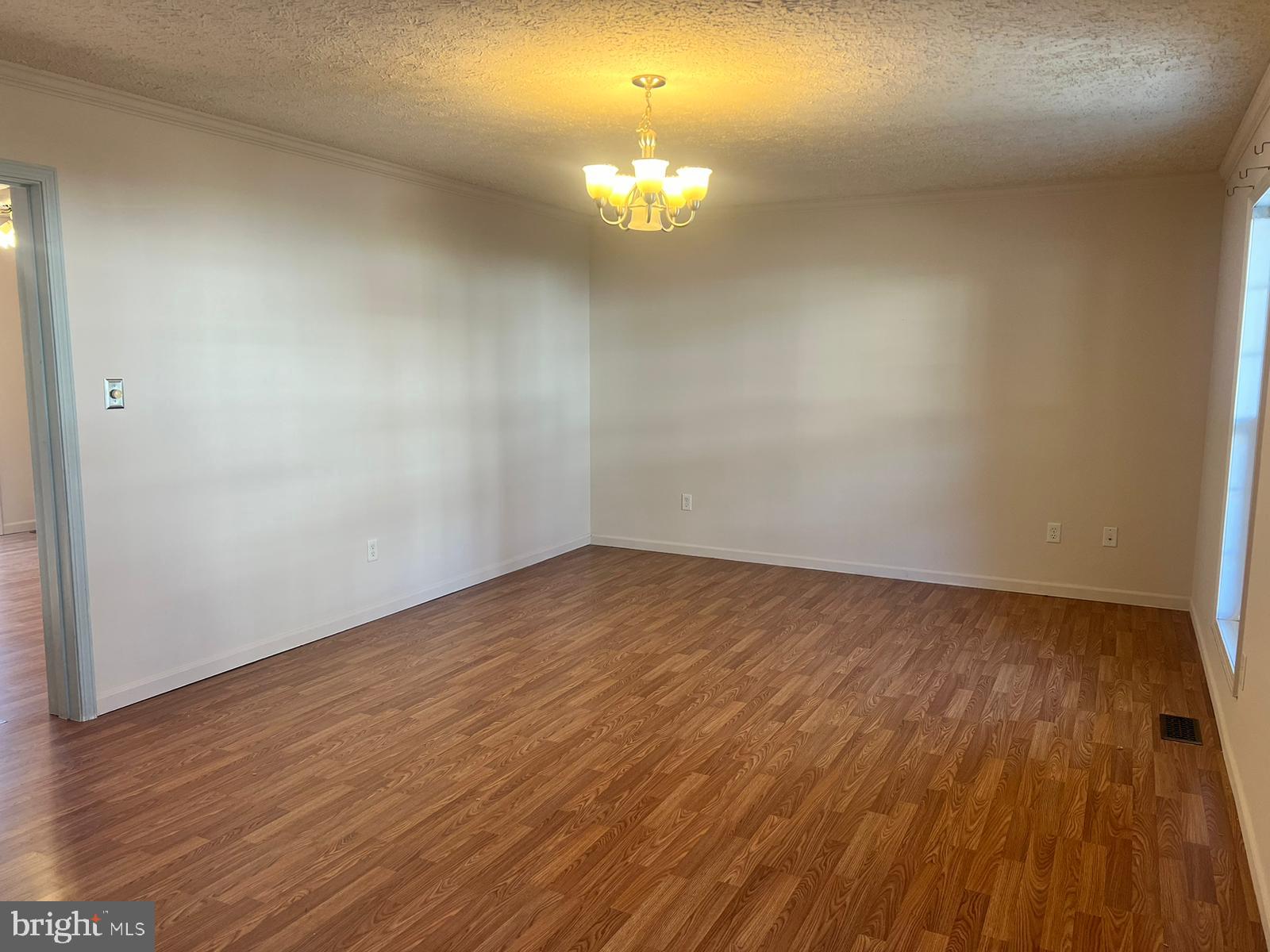 ESSEX SOUTH - Residential Lease