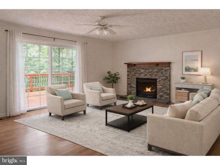 ESSEX SOUTH - Residential Lease