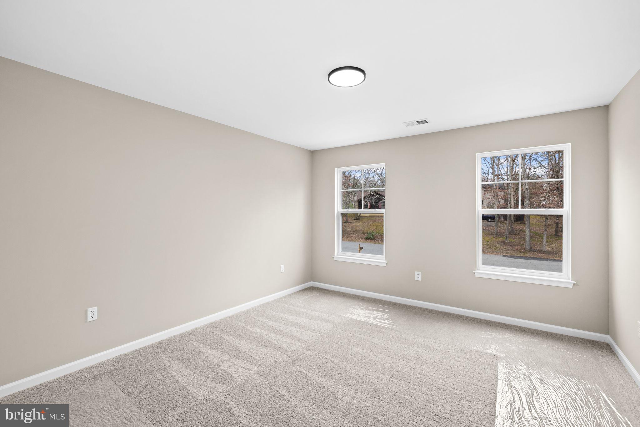 LAKE WILDERNESS - Residential