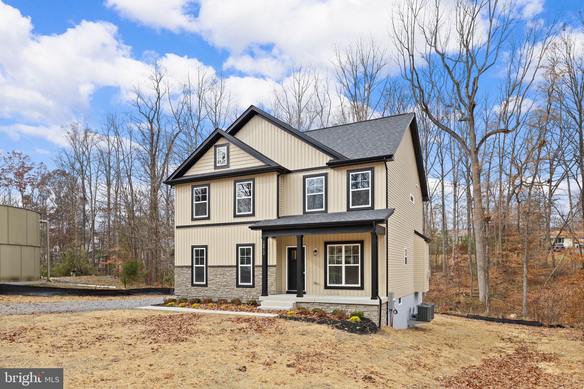 LAKE WILDERNESS - Residential