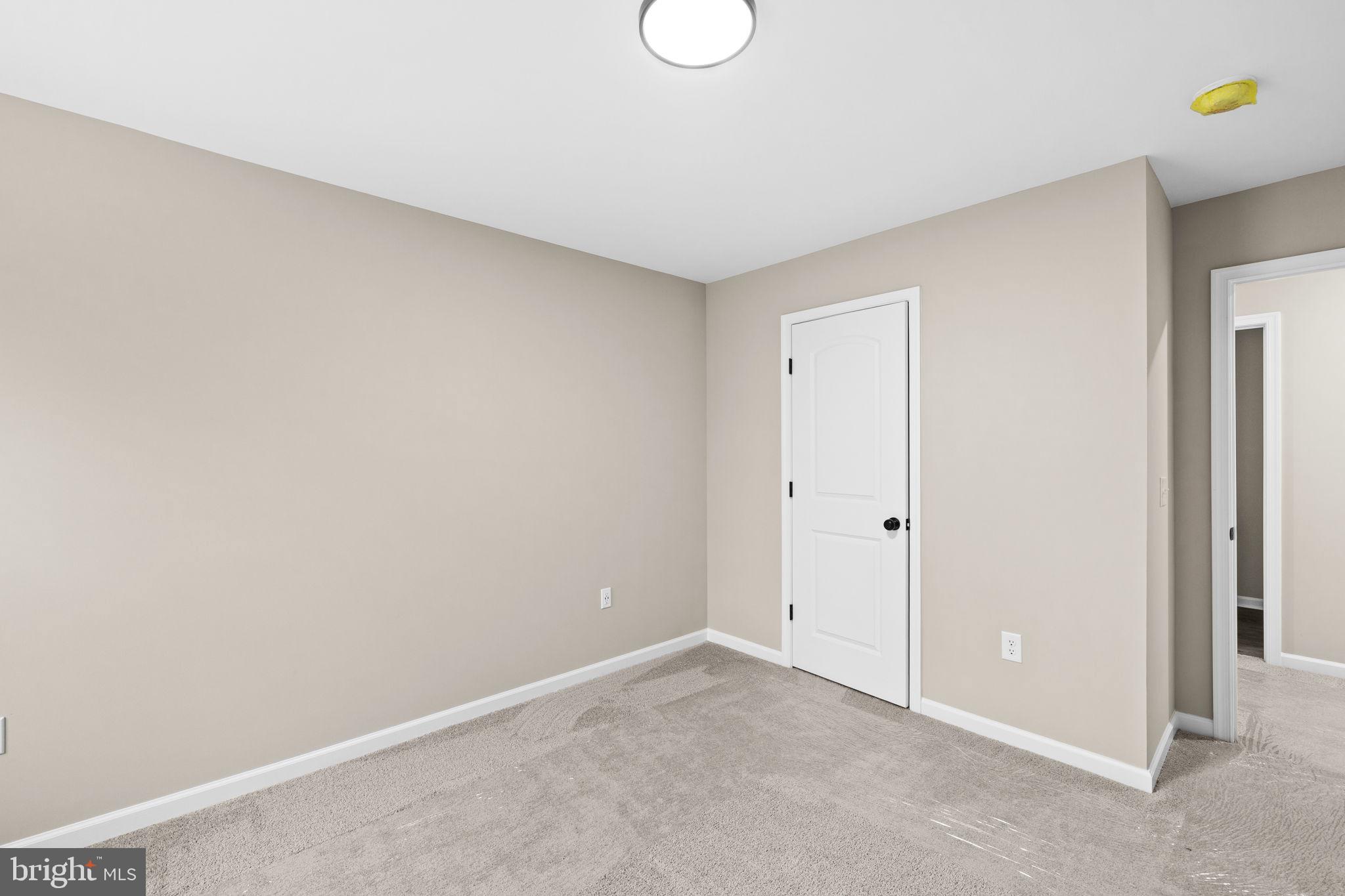 LAKE WILDERNESS - Residential