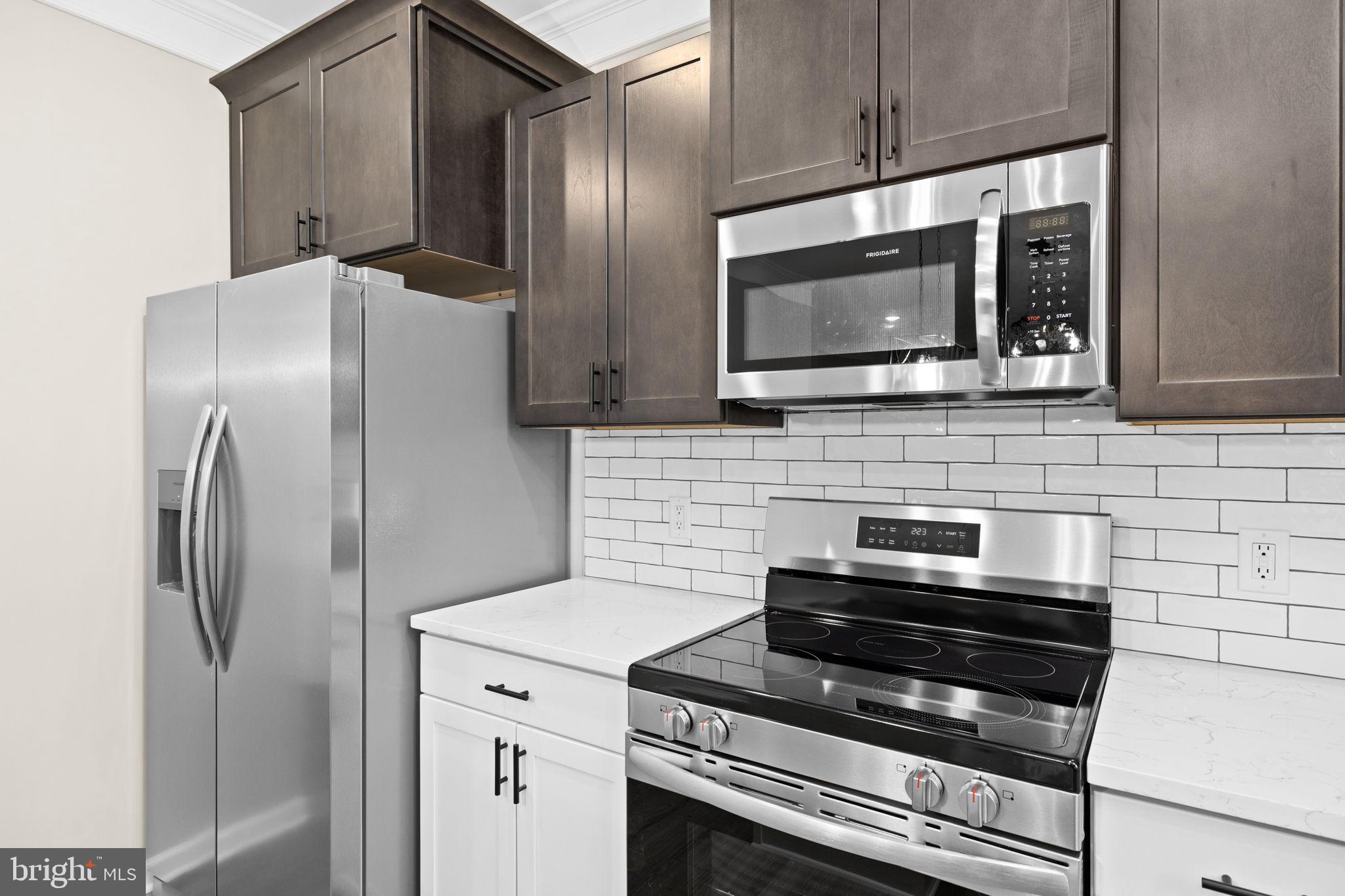 LAKE WILDERNESS - Residential