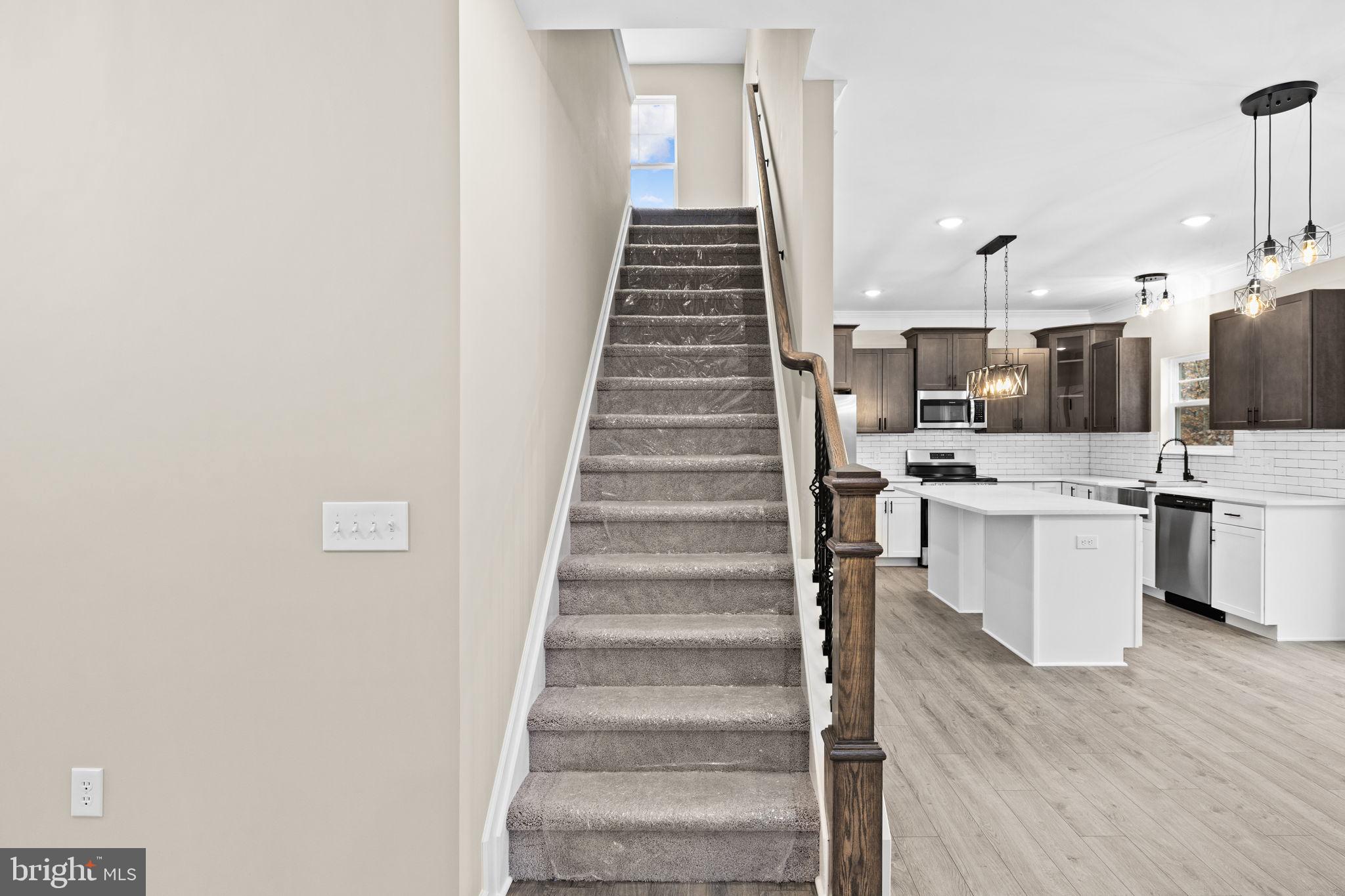 LAKE WILDERNESS - Residential