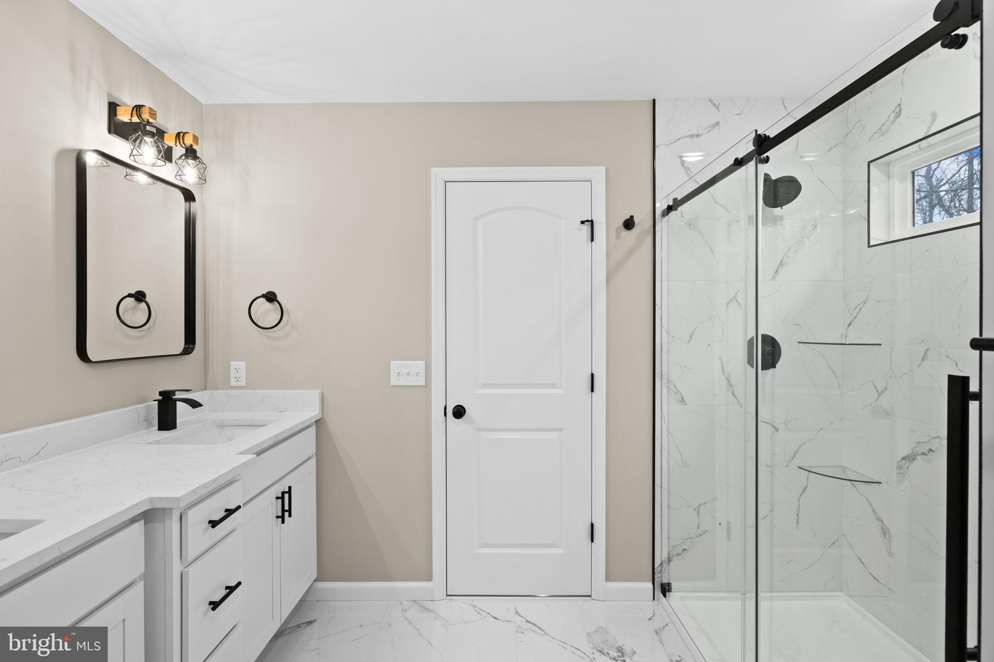 LAKE WILDERNESS - Residential