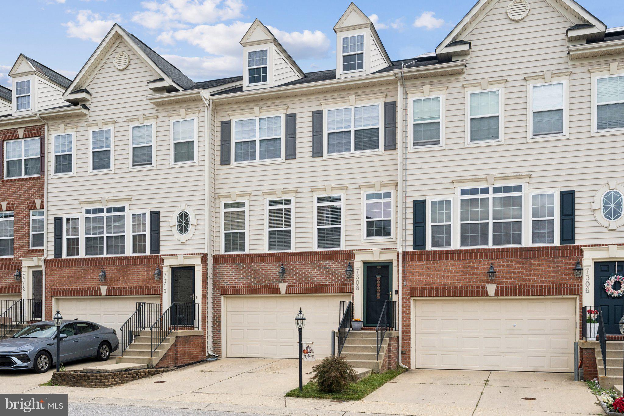 7308 MOCKINGBIRD CIRCLE