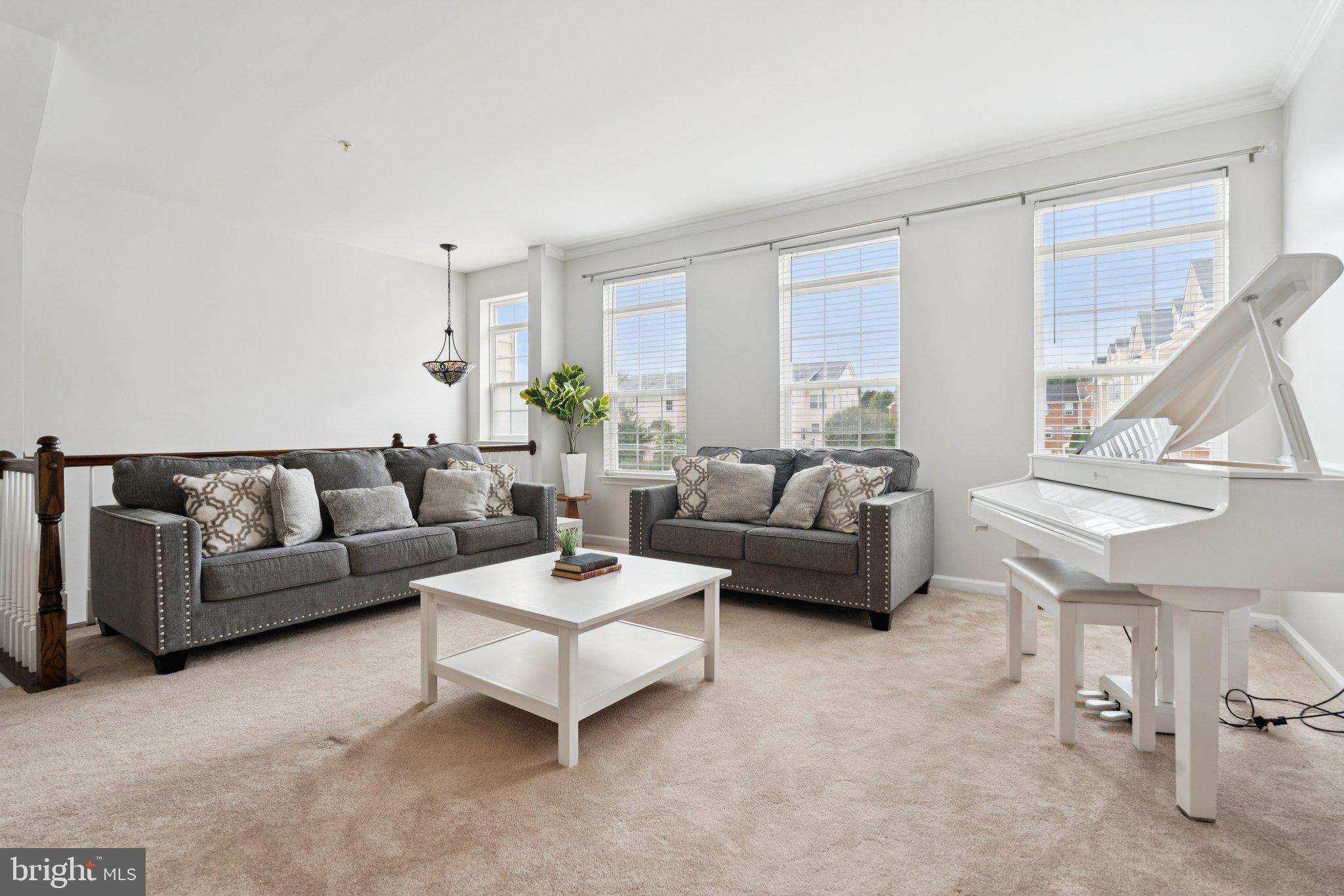 7308 MOCKINGBIRD CIRCLE