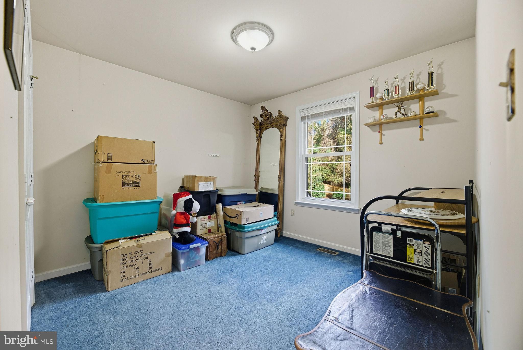 VICTORIA STATION - Residential