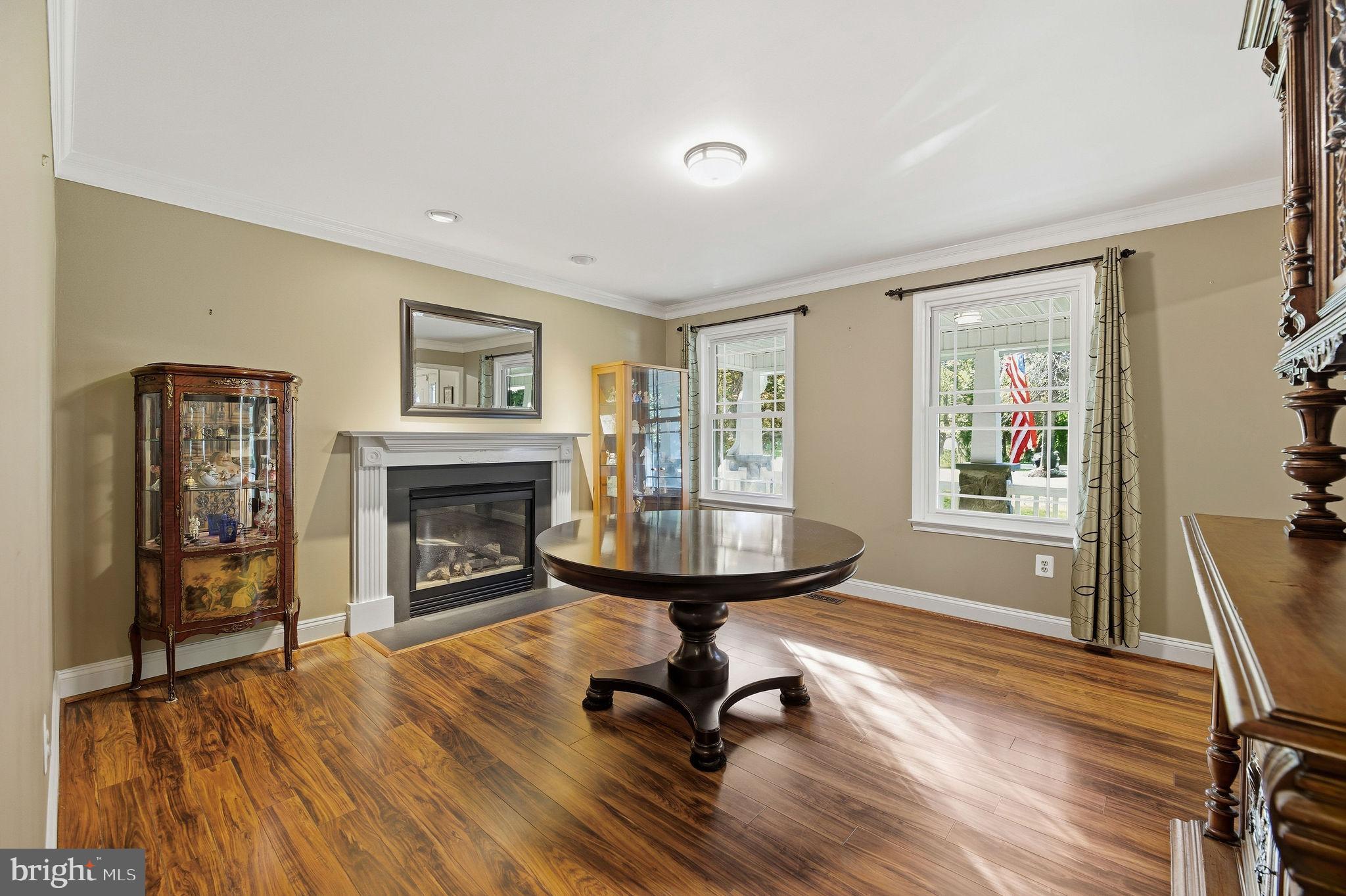 VICTORIA STATION - Residential