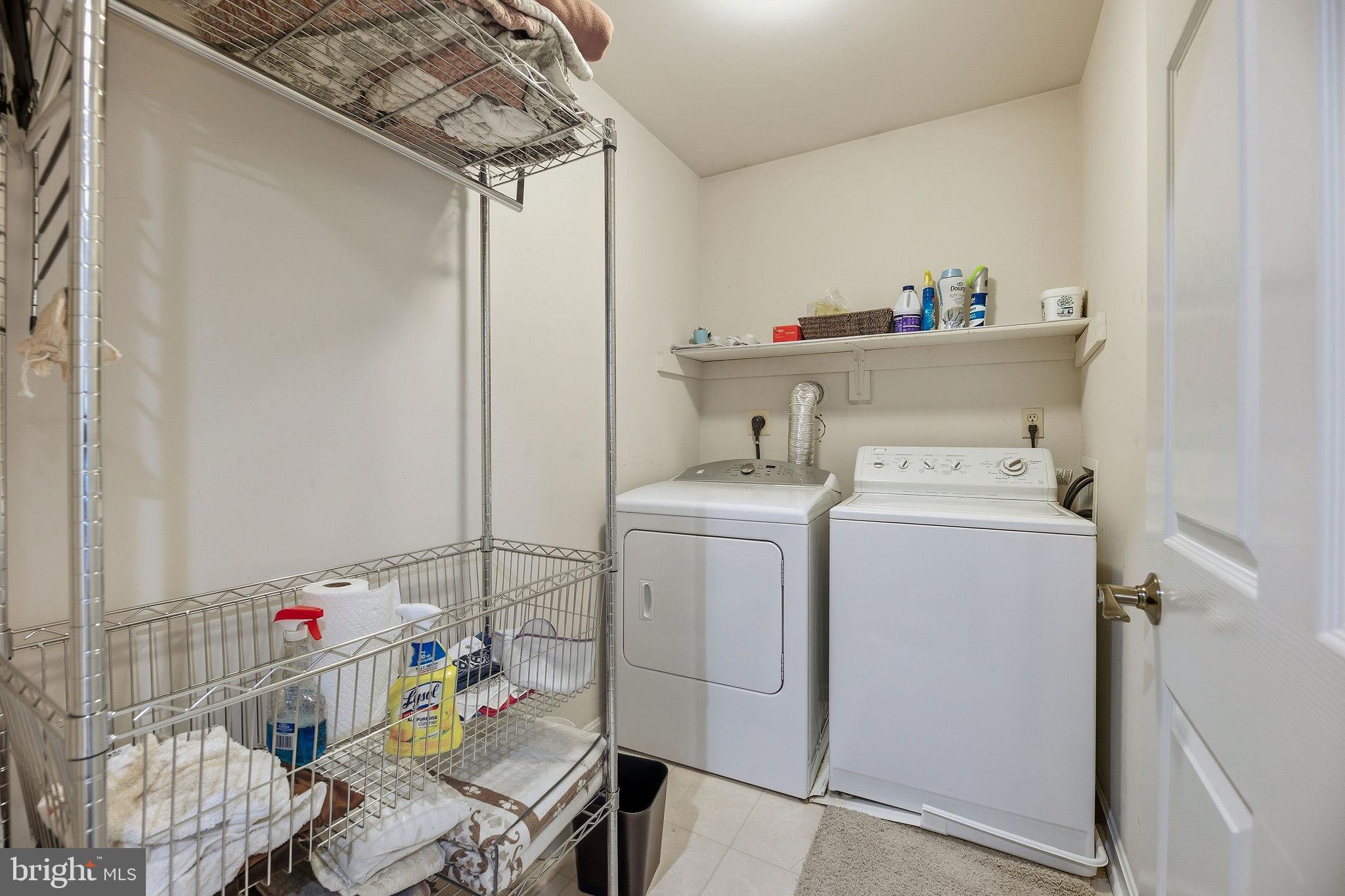 VICTORIA STATION - Residential