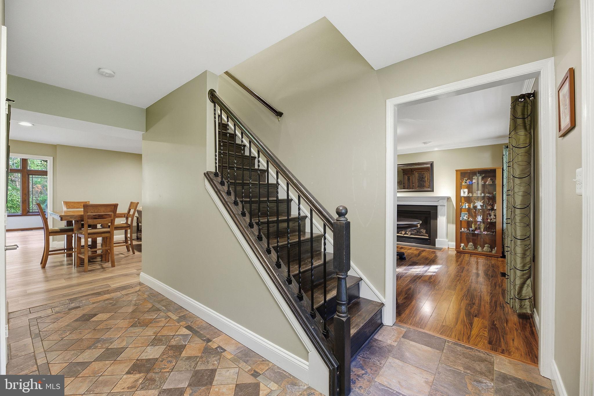 VICTORIA STATION - Residential