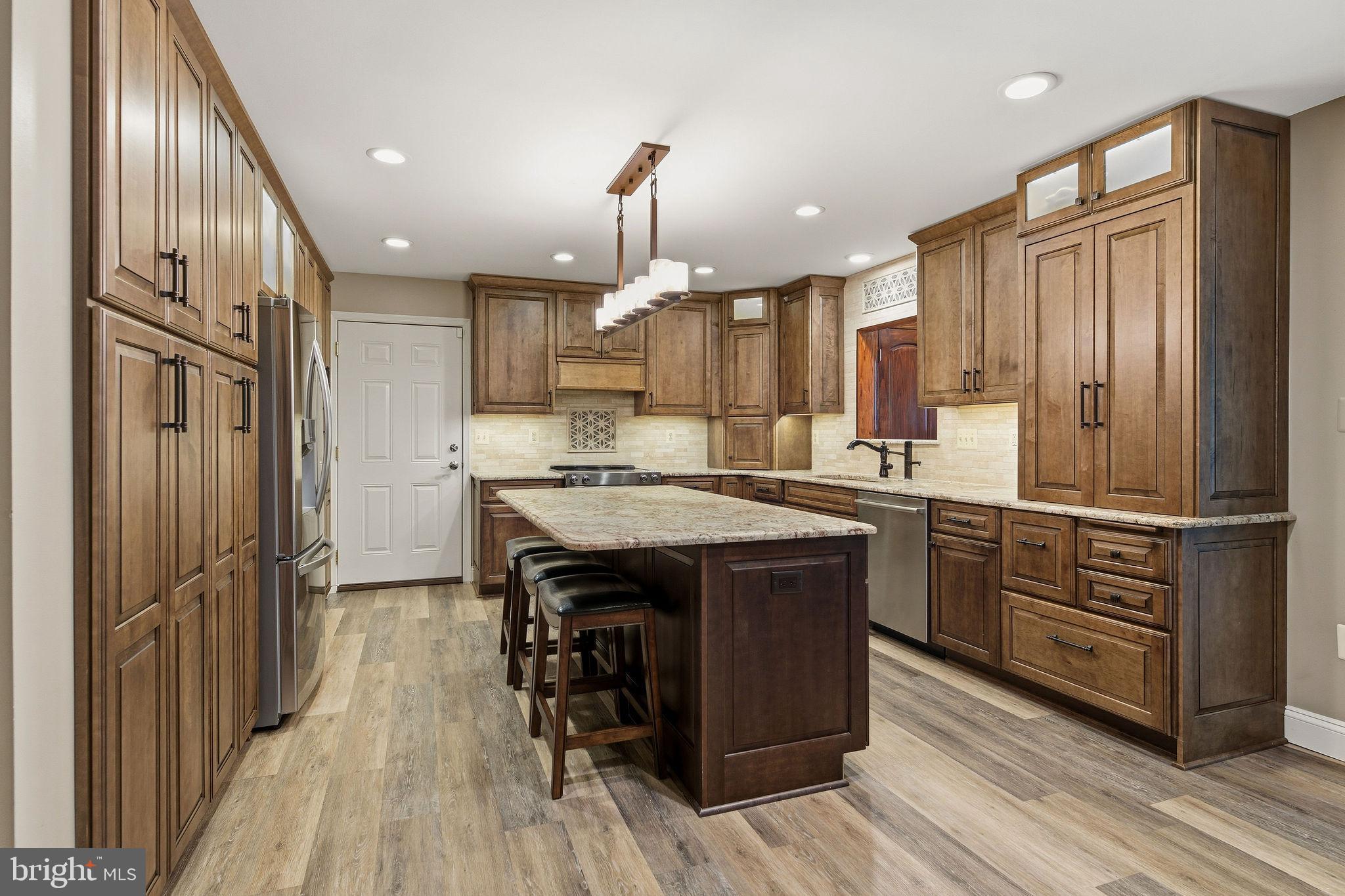 VICTORIA STATION - Residential