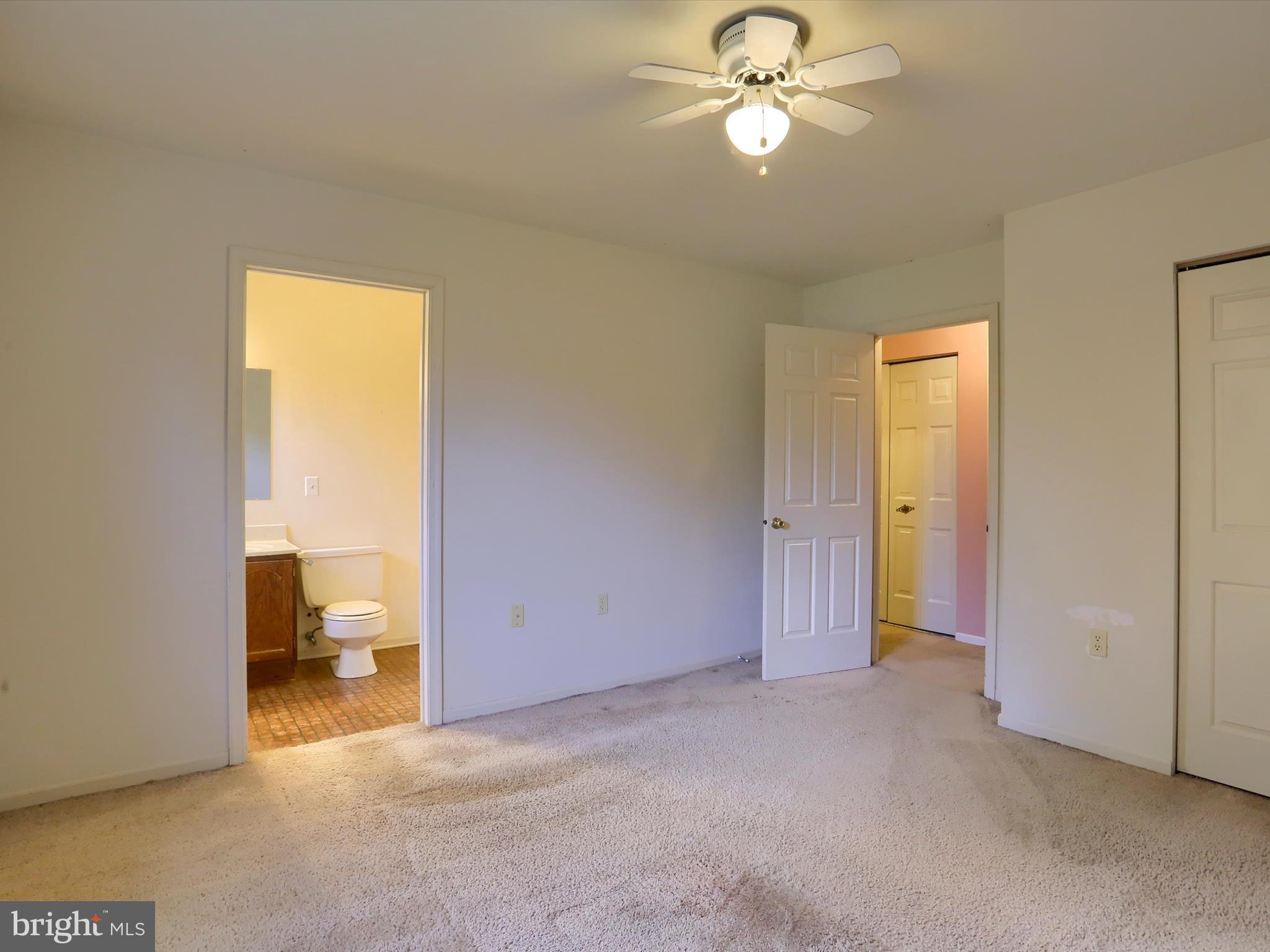 WILLIAMSBURG NORTH - Residential