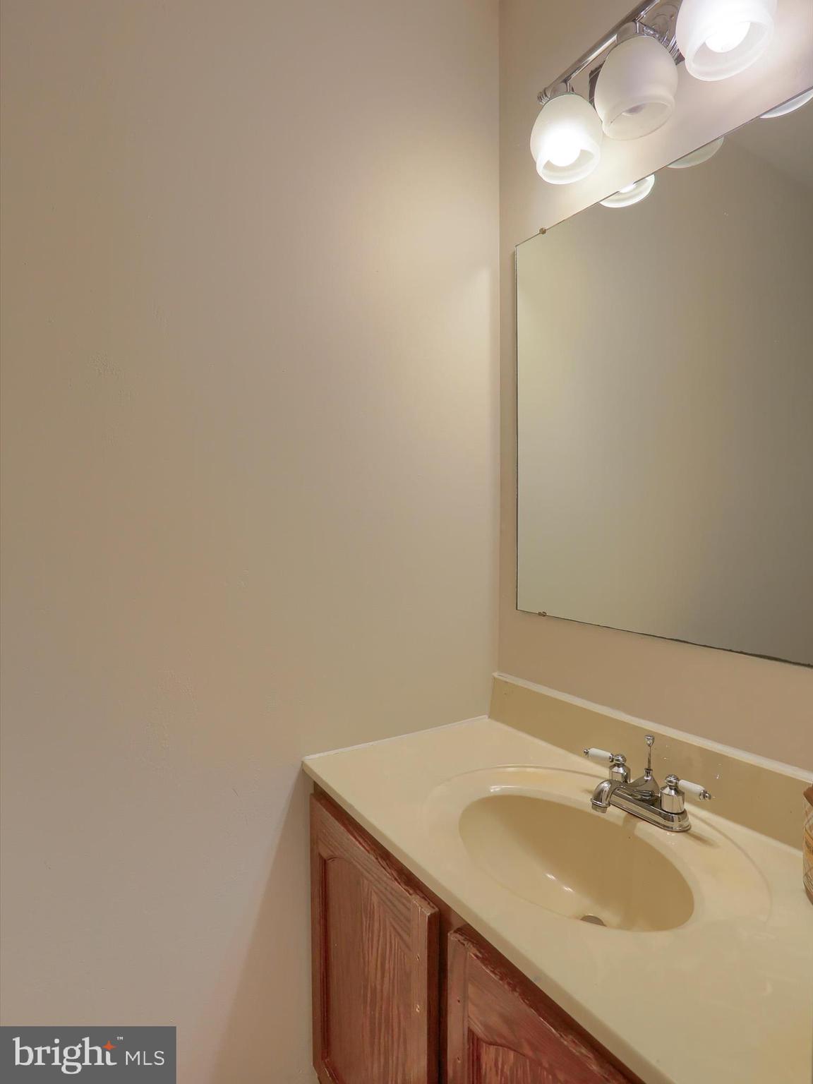 WILLIAMSBURG NORTH - Residential