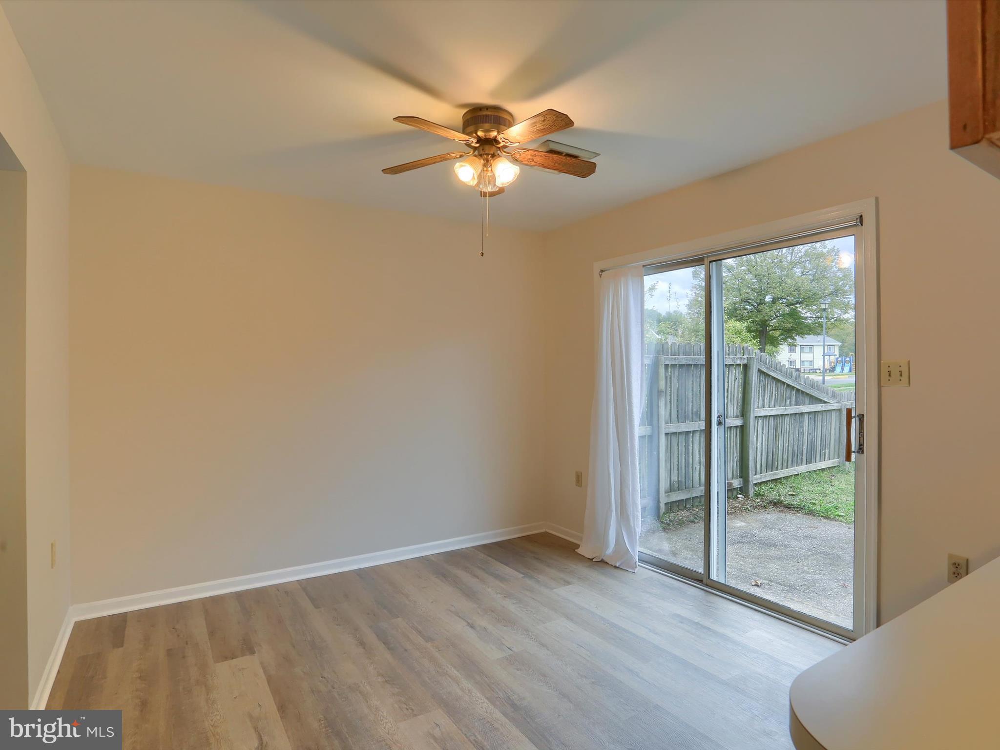 WILLIAMSBURG NORTH - Residential