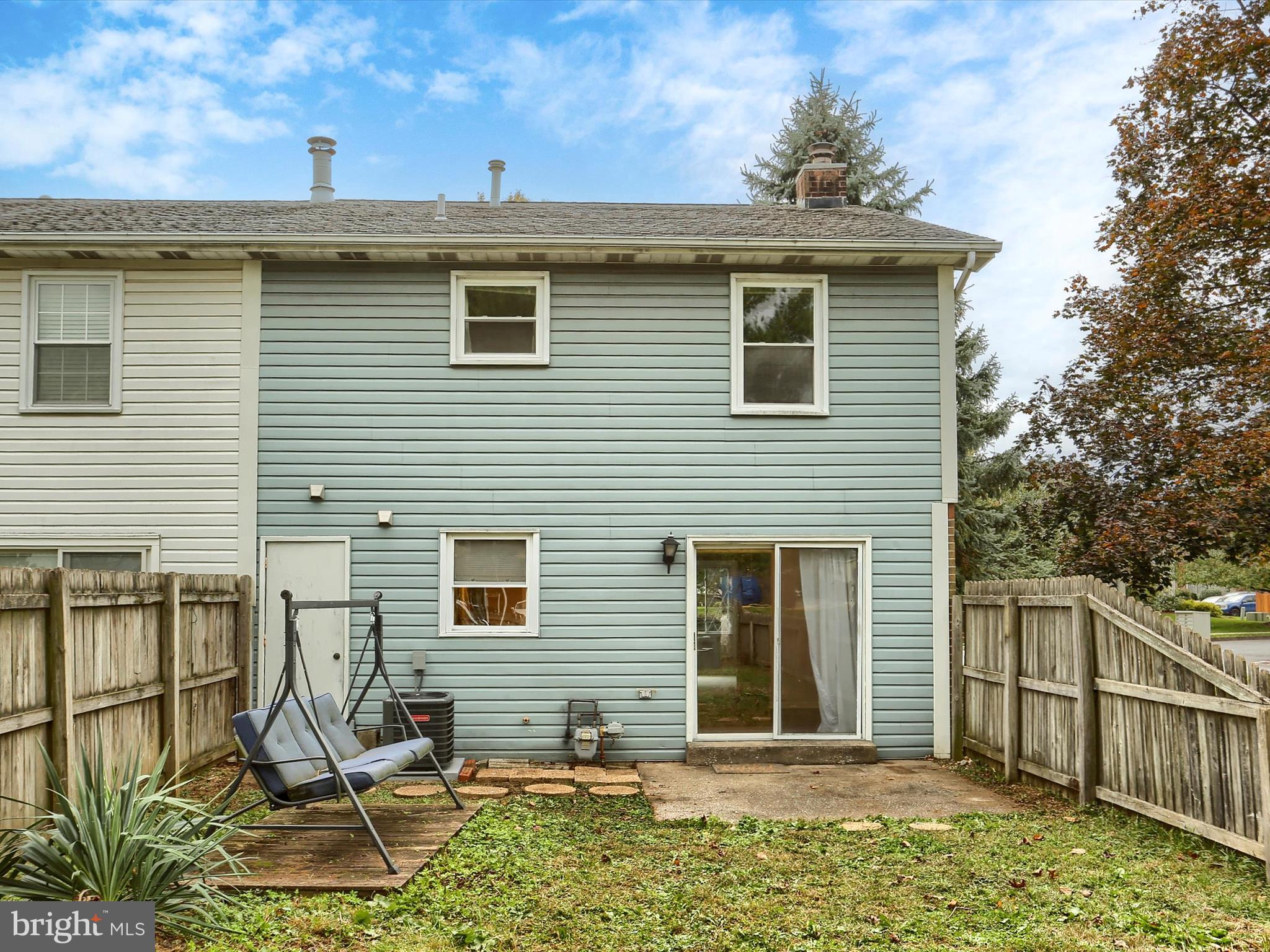 WILLIAMSBURG NORTH - Residential