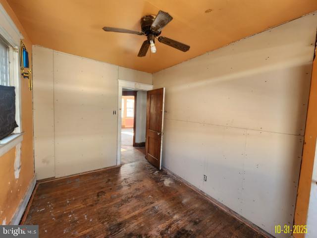 SHARON HILL - Residential