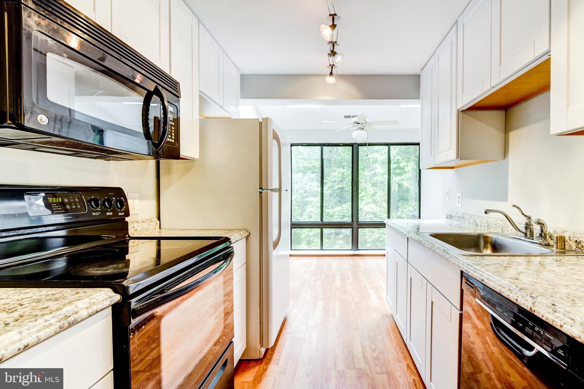 FARMINGDALE - Residential Lease