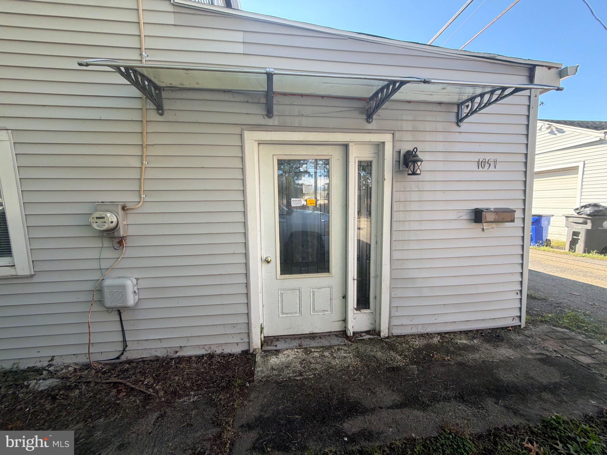 1057 SOUTH STREET REAR
