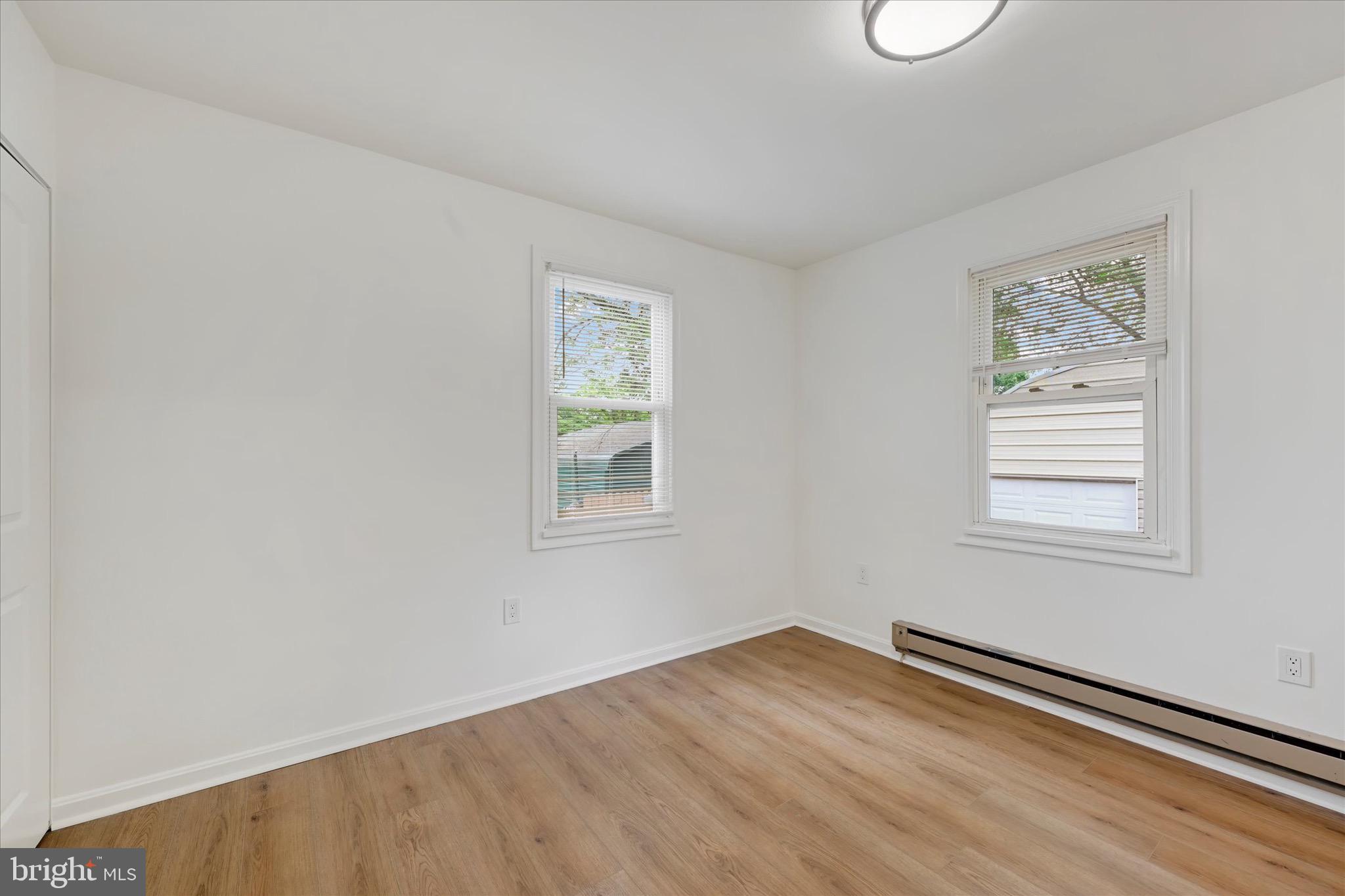 OAKLEIGH BEACH - Residential