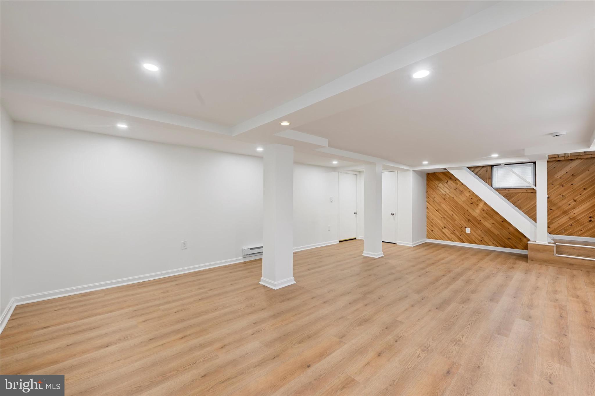 OAKLEIGH BEACH - Residential