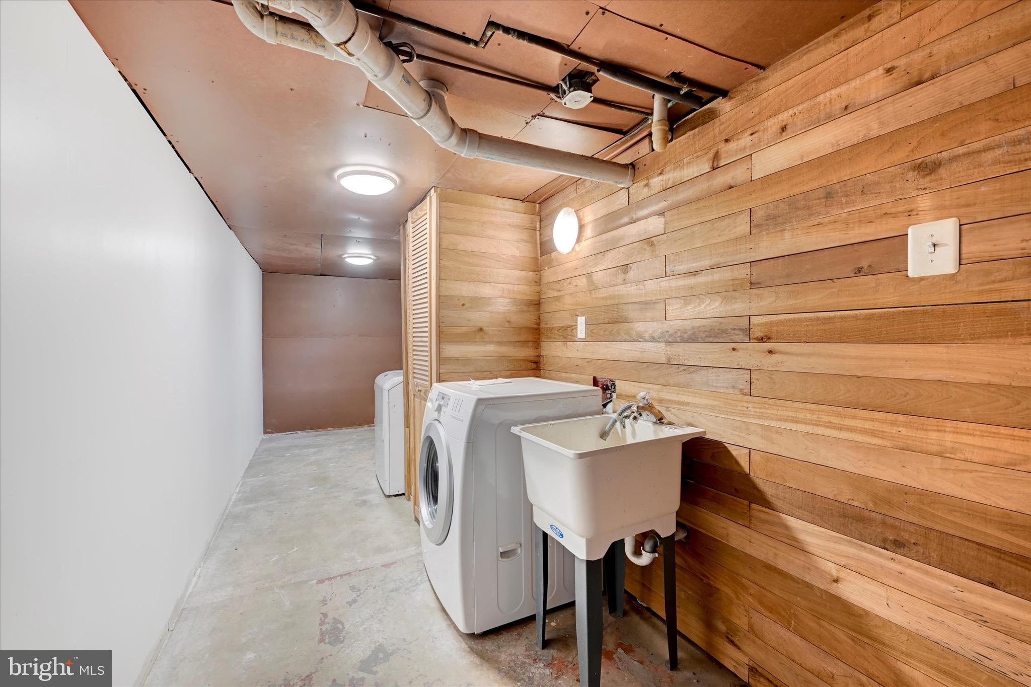 OAKLEIGH BEACH - Residential