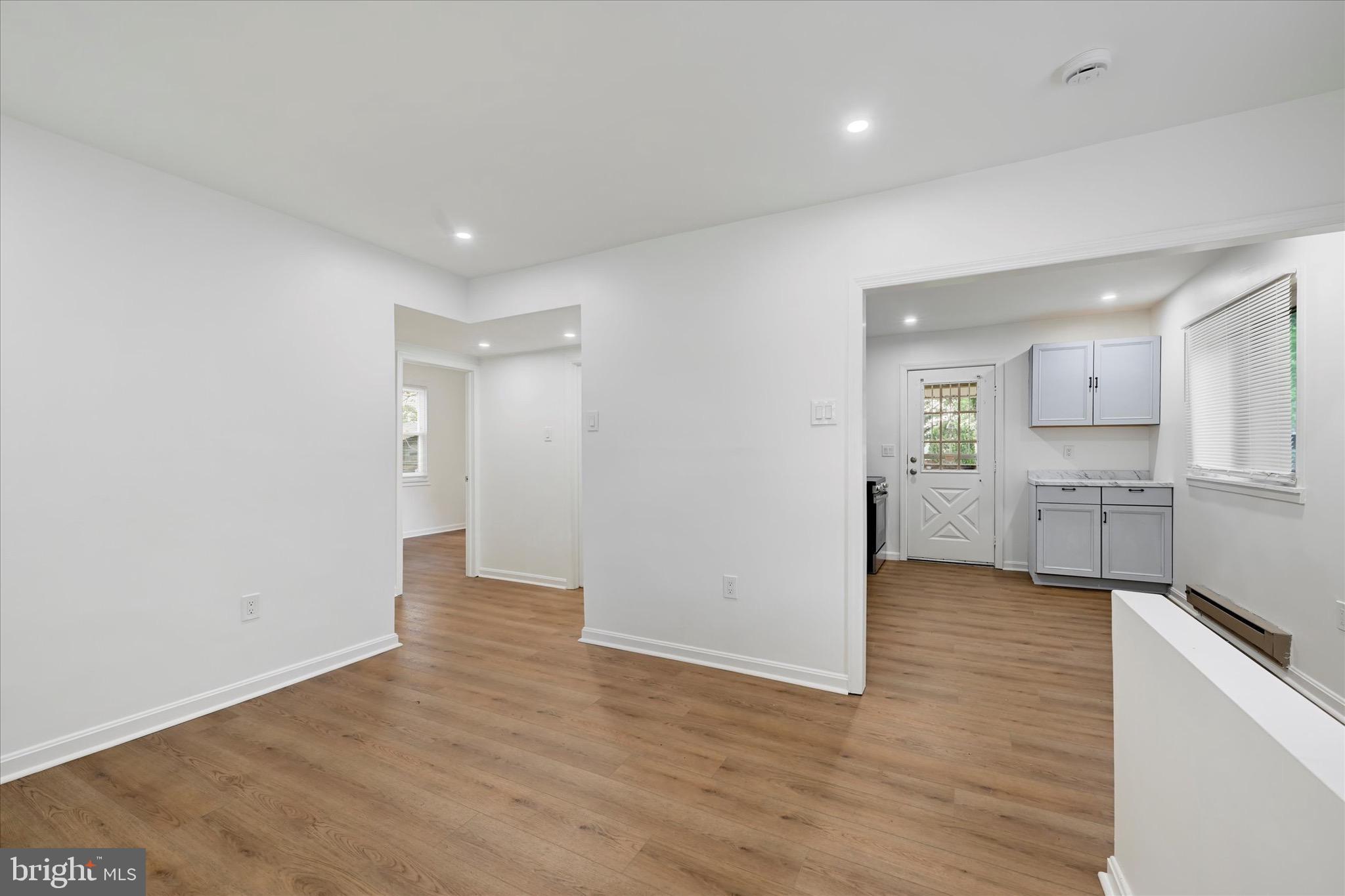OAKLEIGH BEACH - Residential