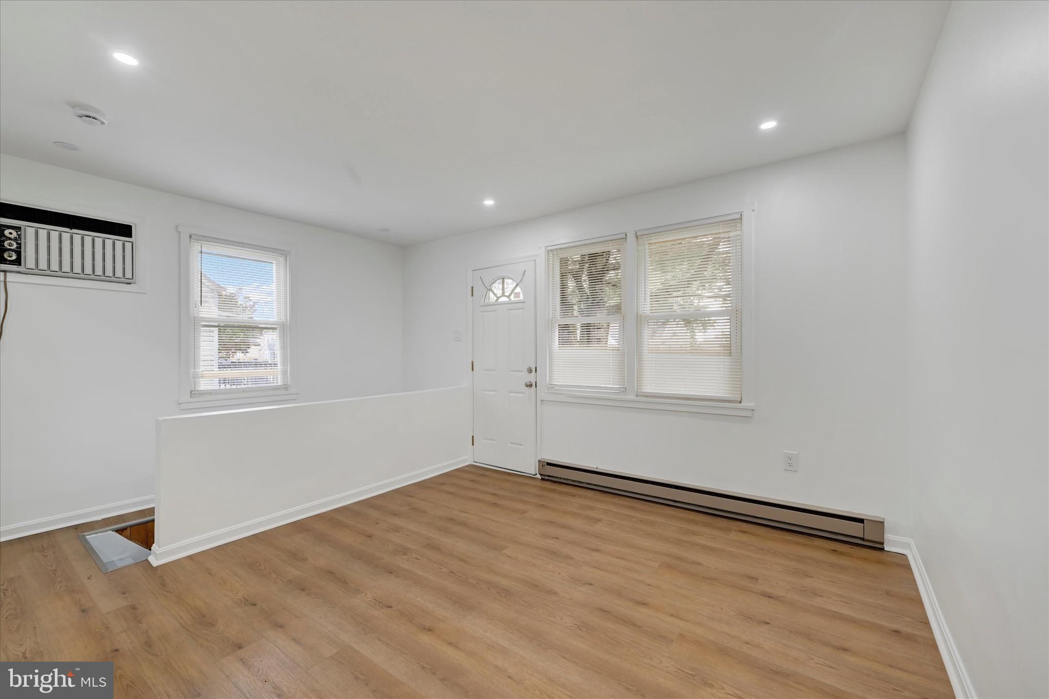 OAKLEIGH BEACH - Residential