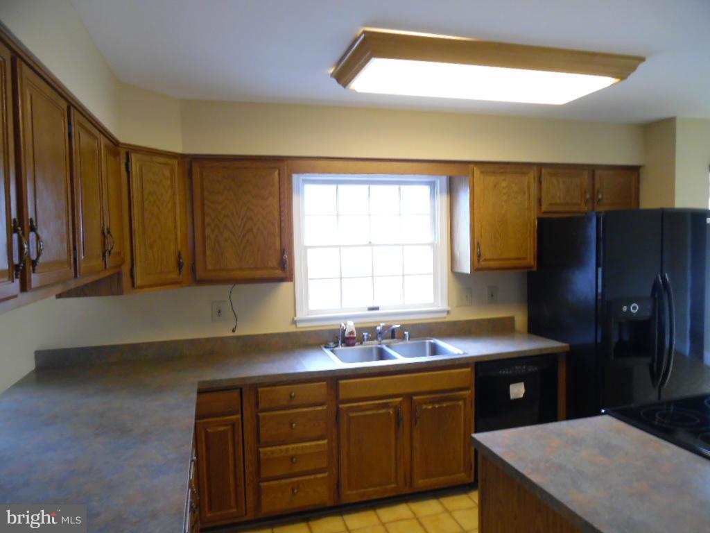 ORCHARDS OF LINTHICUM - Residential