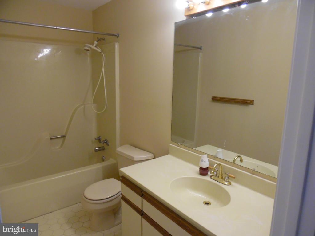 ORCHARDS OF LINTHICUM - Residential