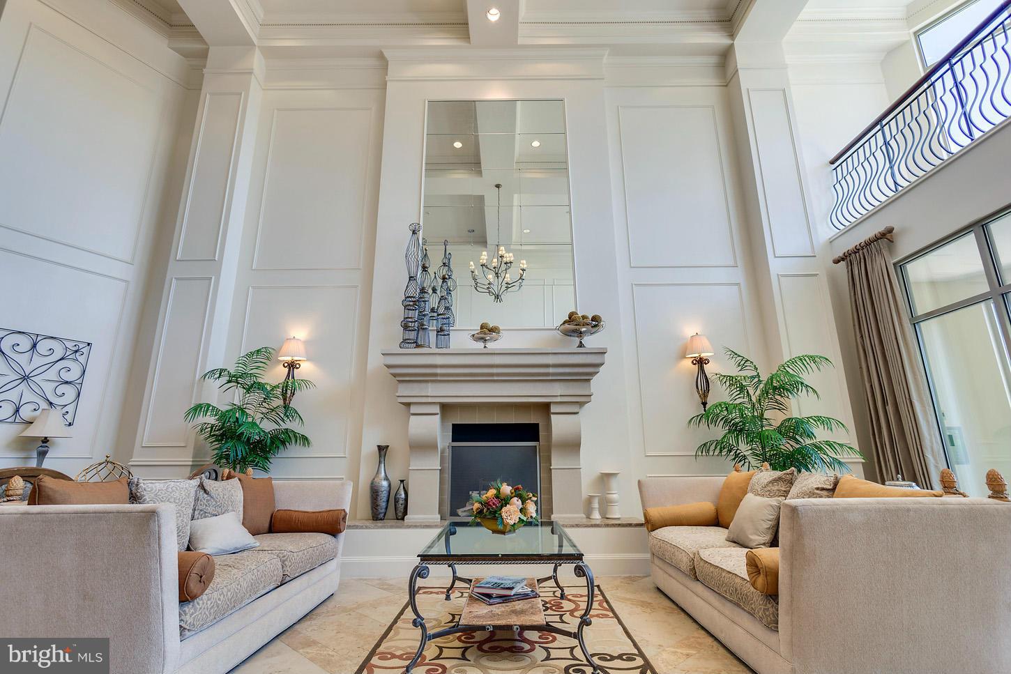 PALLADIUM AT MCLEAN - Residential