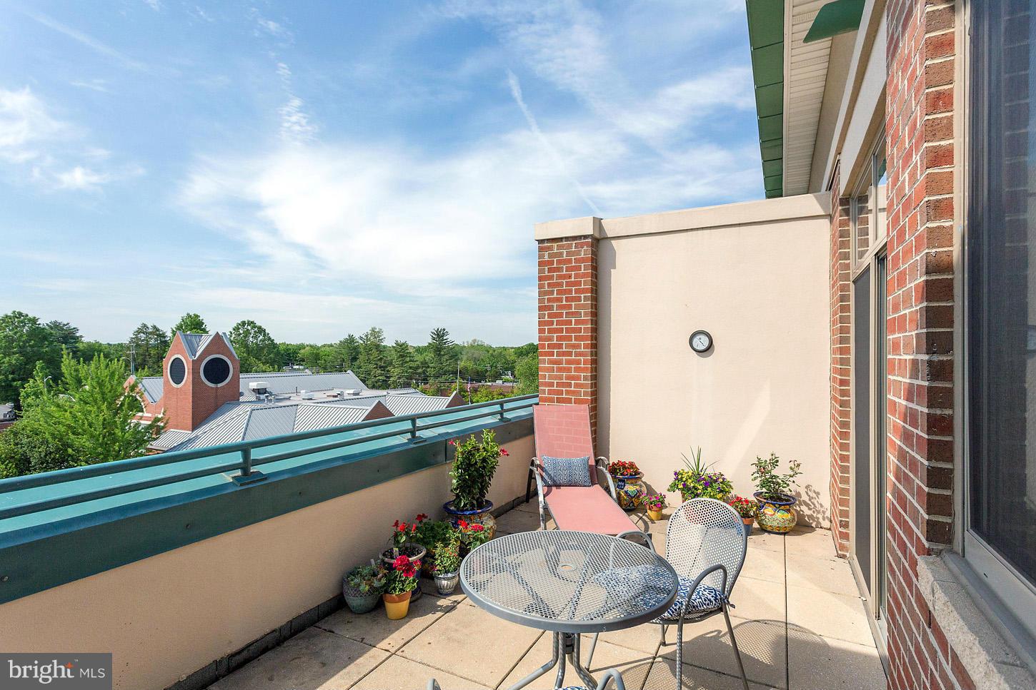 PALLADIUM AT MCLEAN - Residential