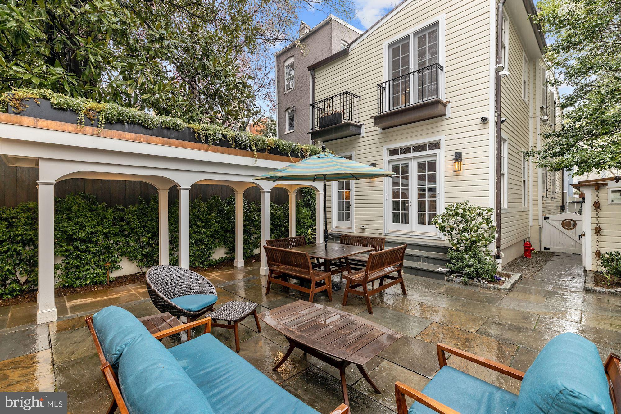 GEORGETOWN - Residential