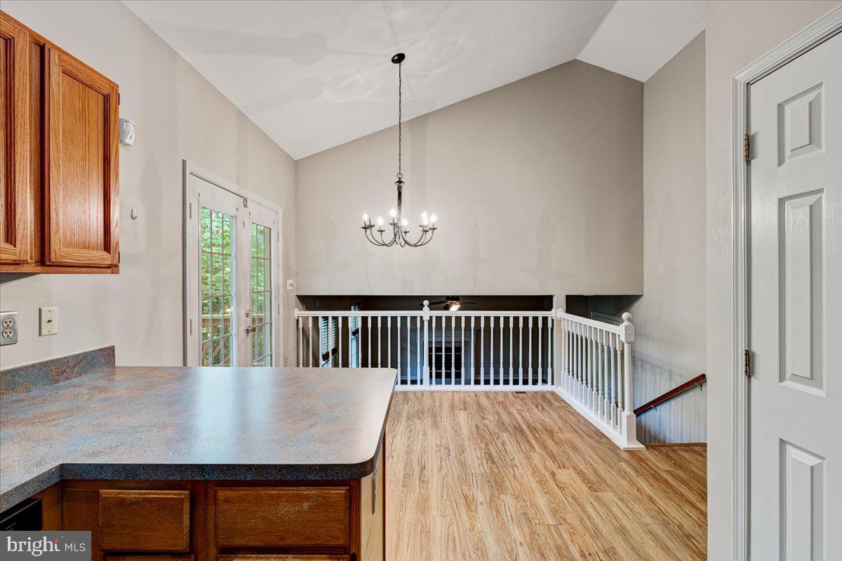 DRUM POINT - Residential Lease