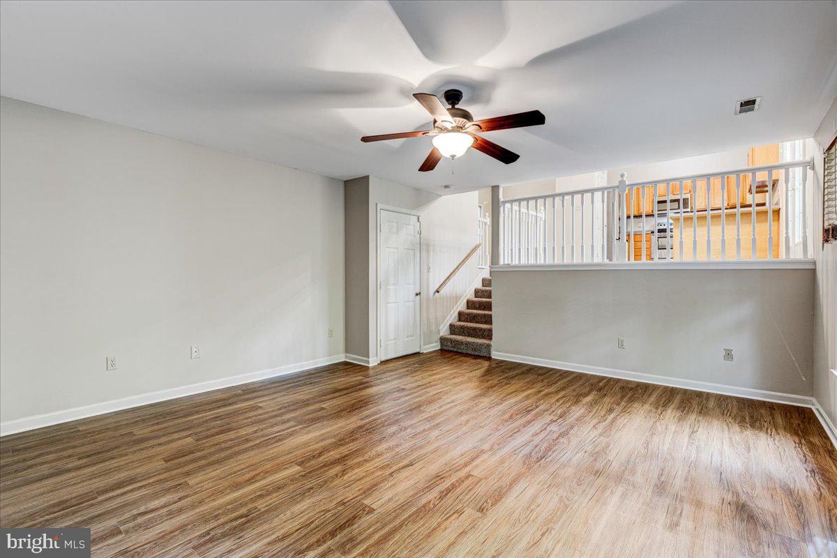 DRUM POINT - Residential Lease