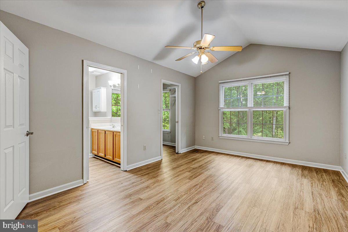 DRUM POINT - Residential Lease