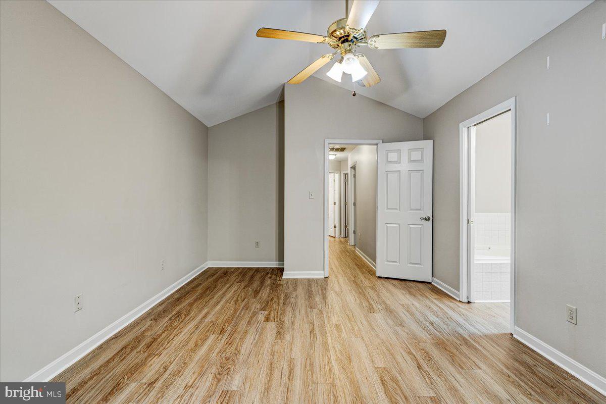 DRUM POINT - Residential Lease