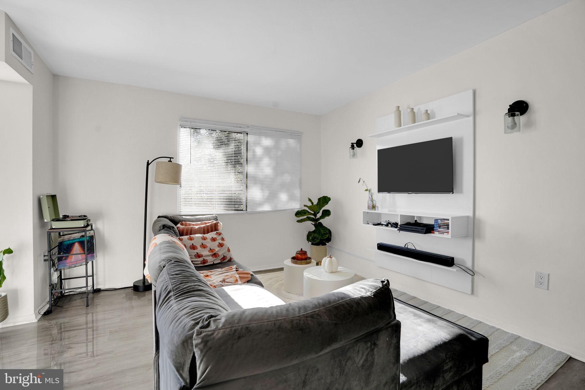 1600 RENATE DRIVE 304