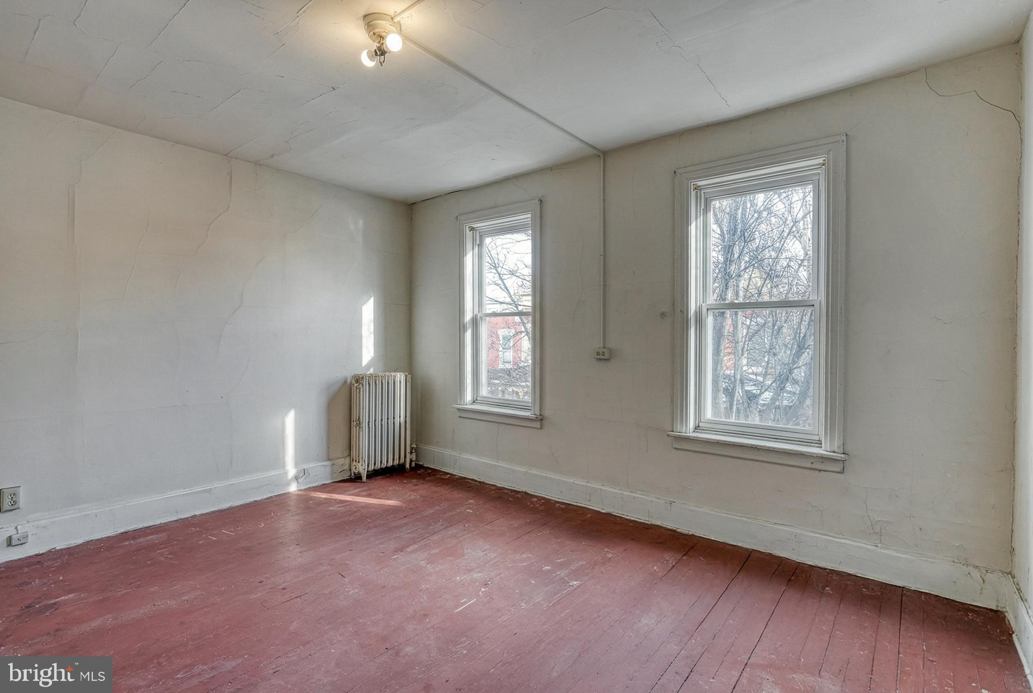 HARRISBURG CITY - Residential