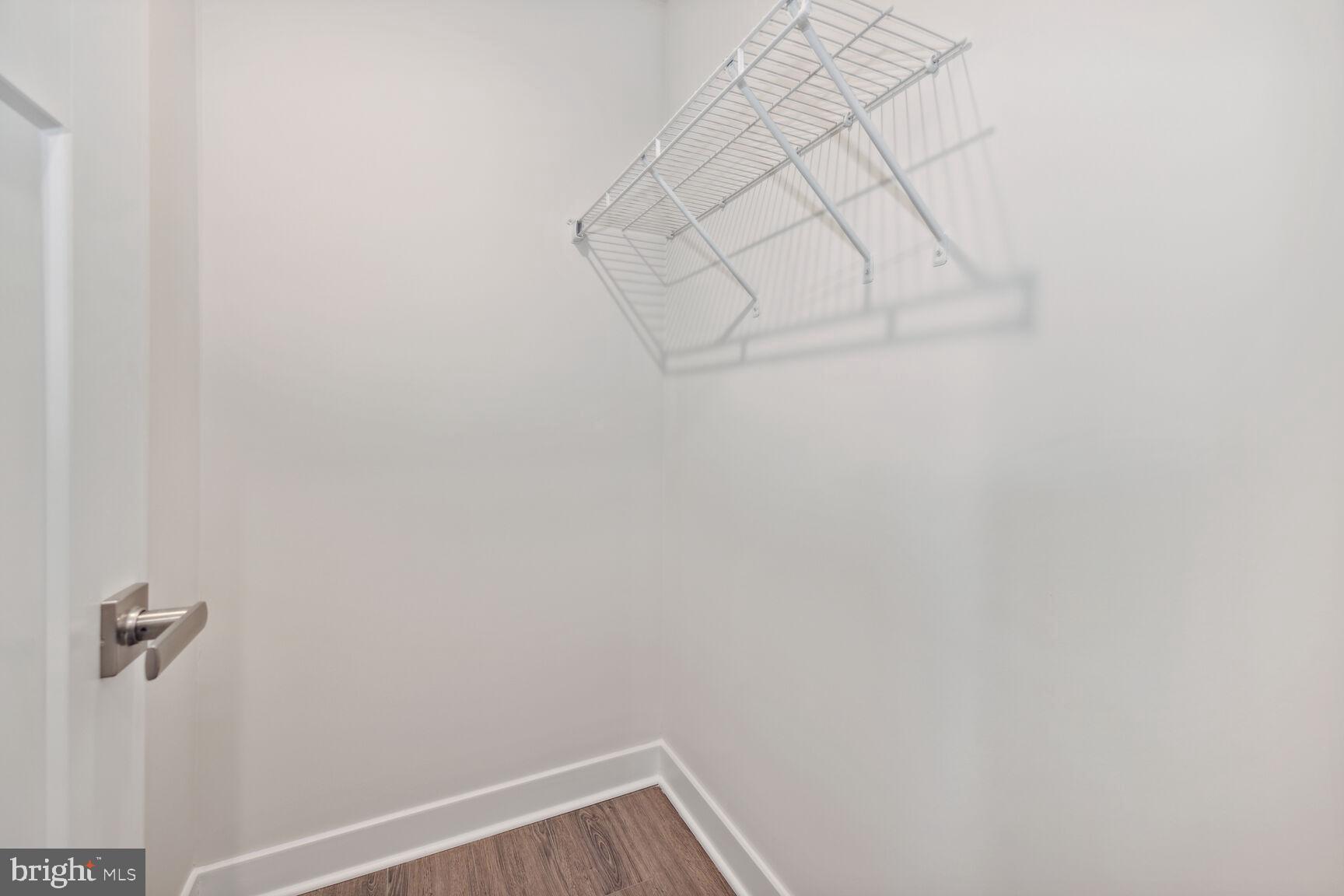 MONTGOMERY VILLAGE - Residential Lease